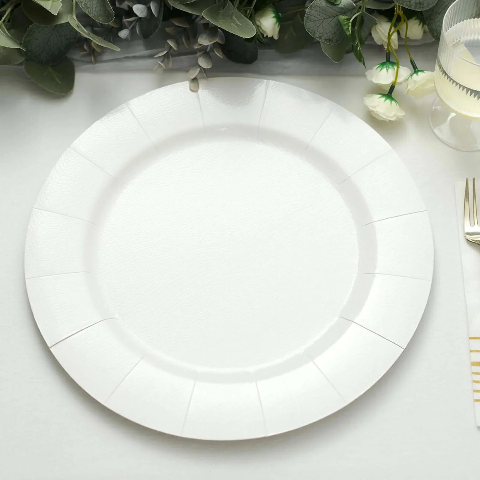 10-Pack Disposable Round Charger Plates 13" White with Leathery Texture - 1100GSM Sturdy Cardboard Placemats for Weddings & Special Occasions