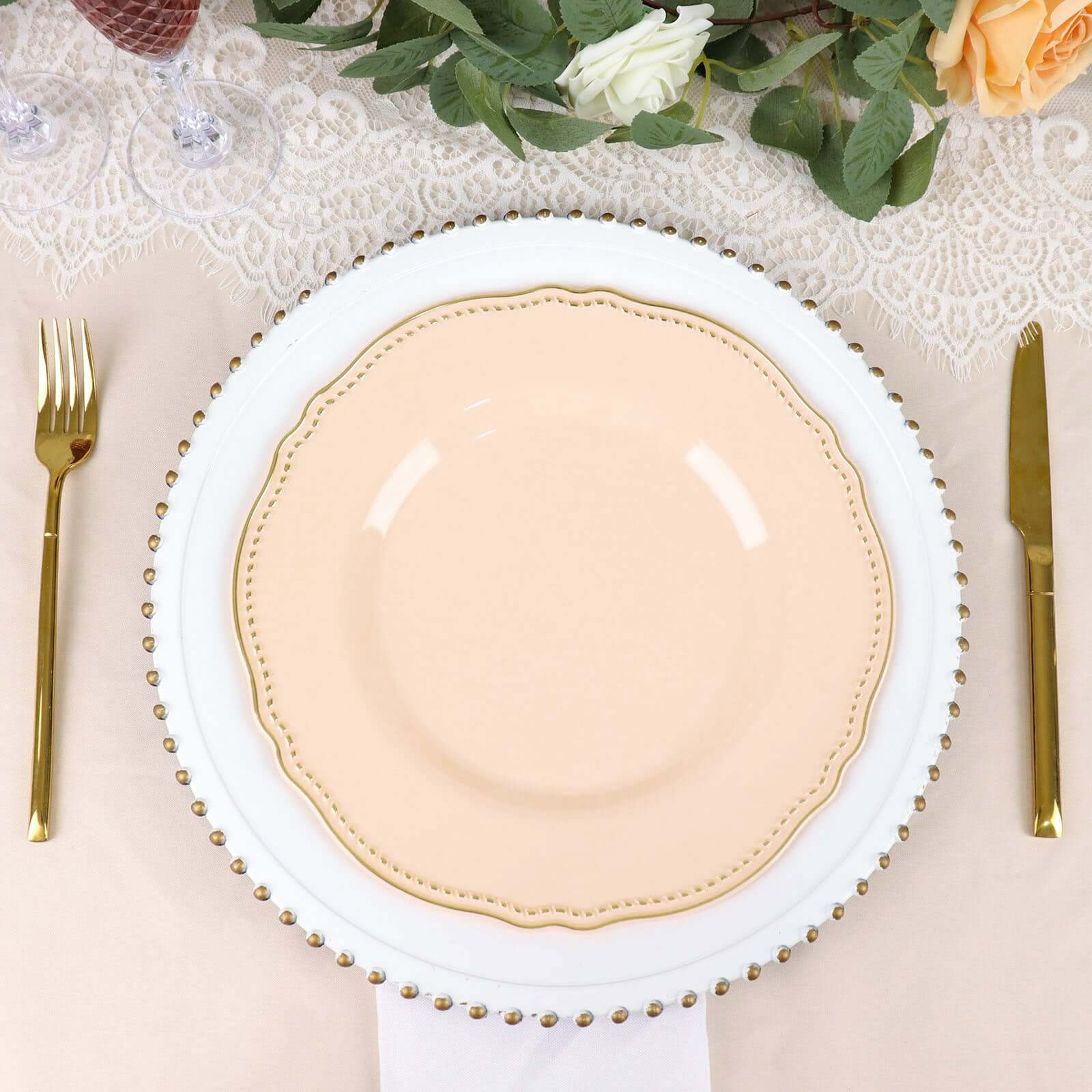 10-Pack Plastic Dinner Plates 10" Nude with Gold Scalloped Rim - Large Disposable Party Plates - Image 8