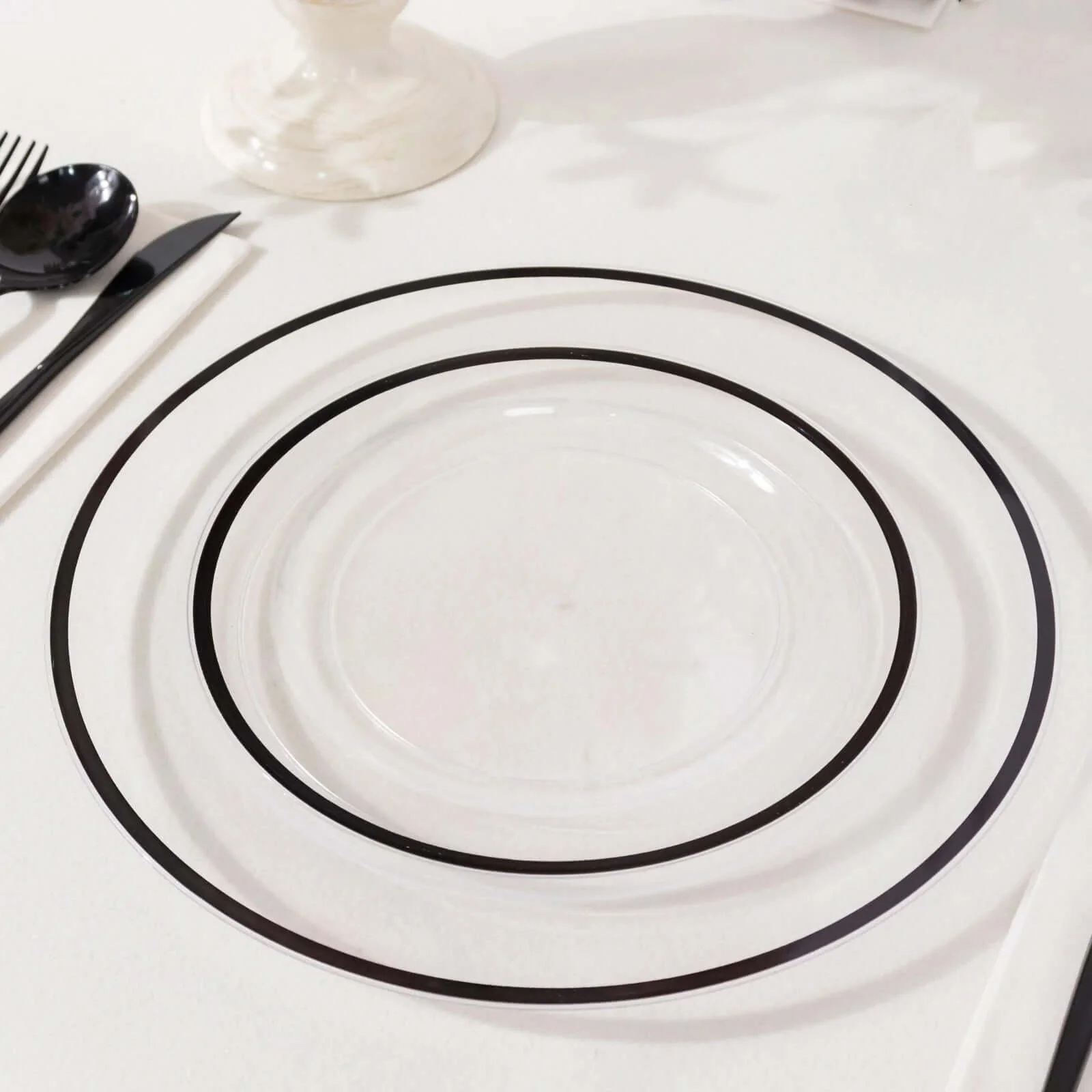 10-Pack Plastic Round Appetizer Plates 7" Clear with Black Rim - Classy Disposable Salad Plates