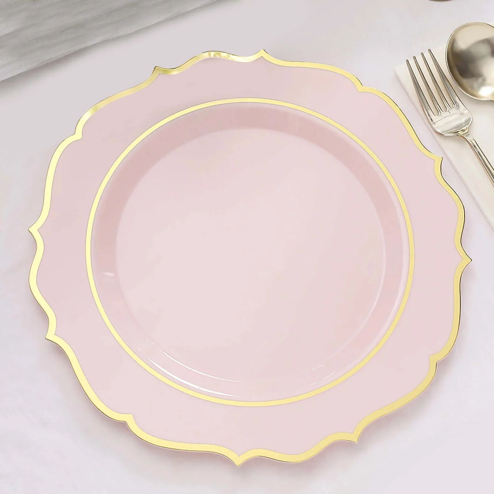 10-Pack Plastic Round Dinner Plates 10" Blush with Gold Scalloped Rim - Disposable Party Plates - Image 2