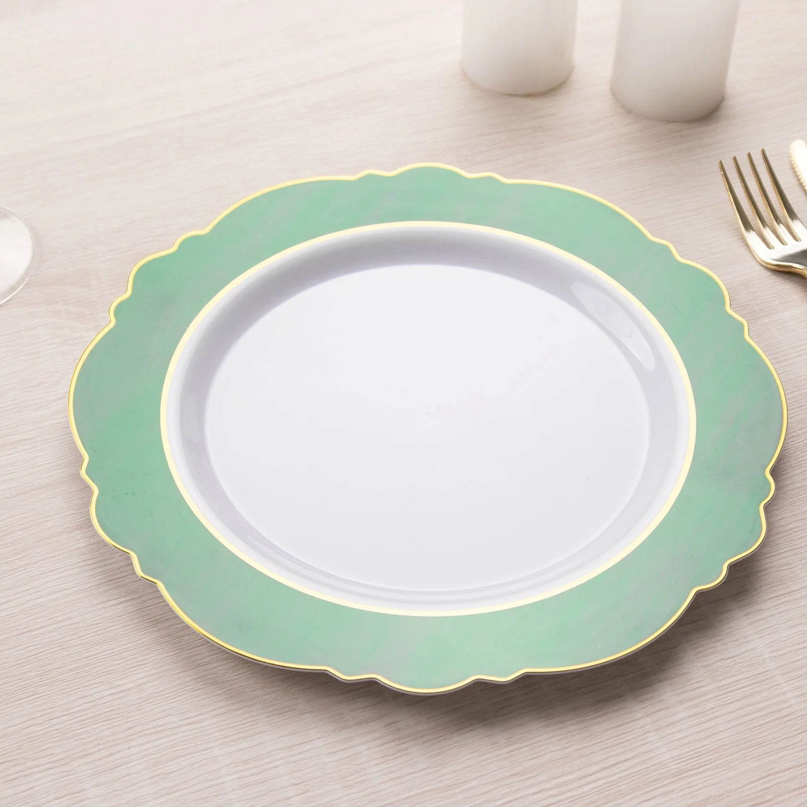 10-Pack Plastic Round Dinner Plates 10" White with Hunter Emerald Green Blossom Design & Gold Edging - Disposable Party Plates - Image 8