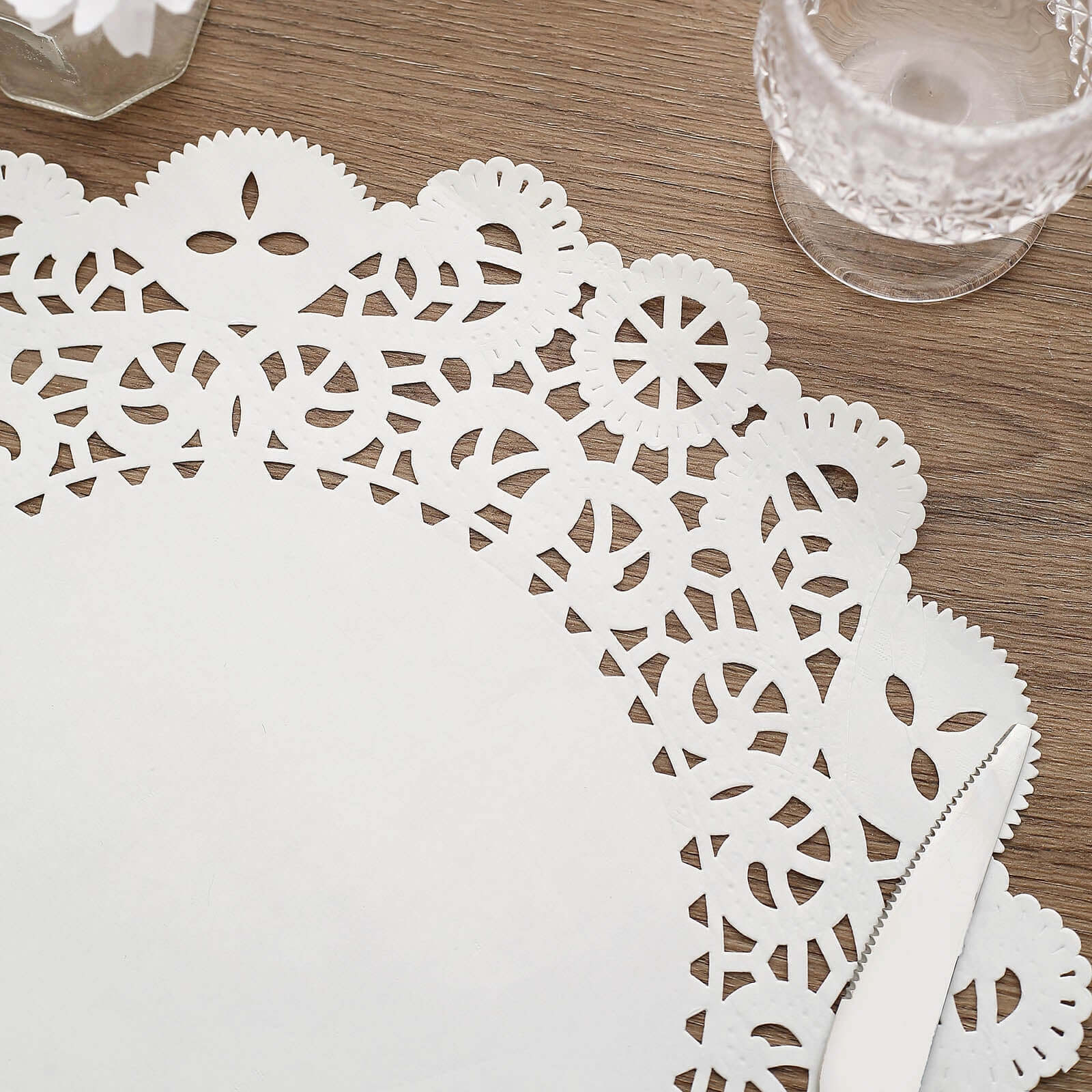 100 Pcs Paper Round Placemats 14" White - Food Grade Lace Paper Doilies for Desserts, Crafts & Table Decor - Image 2