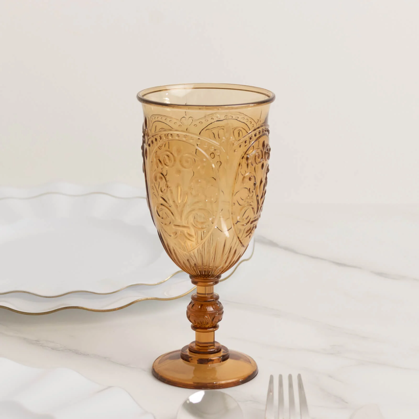 24-Pack Plastic Vintage Goblets – 10oz Amber Gold Retro Embossed Wine Glasses, Elegant Water & Juice Cups - 7" Tall - Image 6