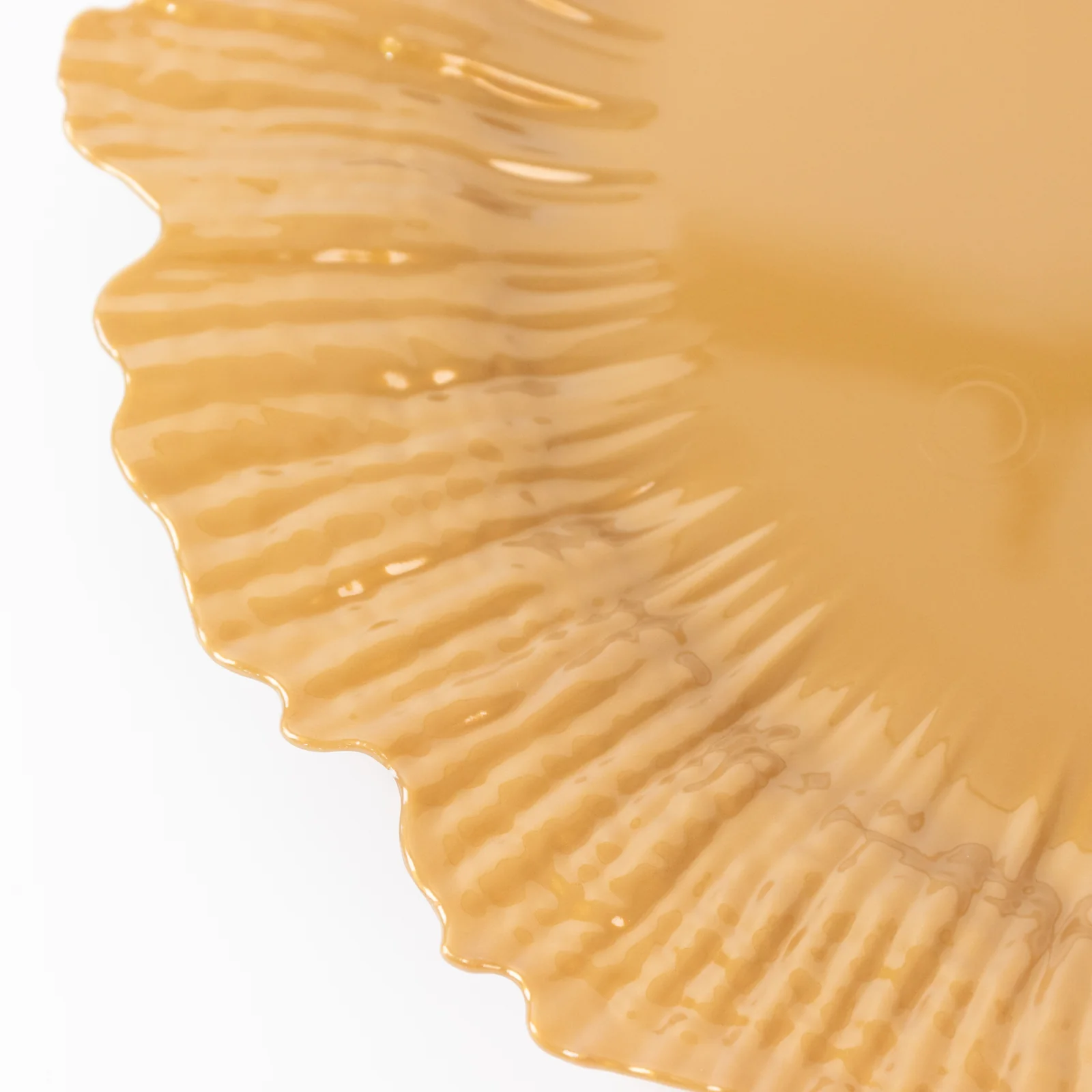 10 Pack Economy Plastic Charger Plates – 13" Gold Reef Rim Design Chargers for Weddings & Parties - Image 9