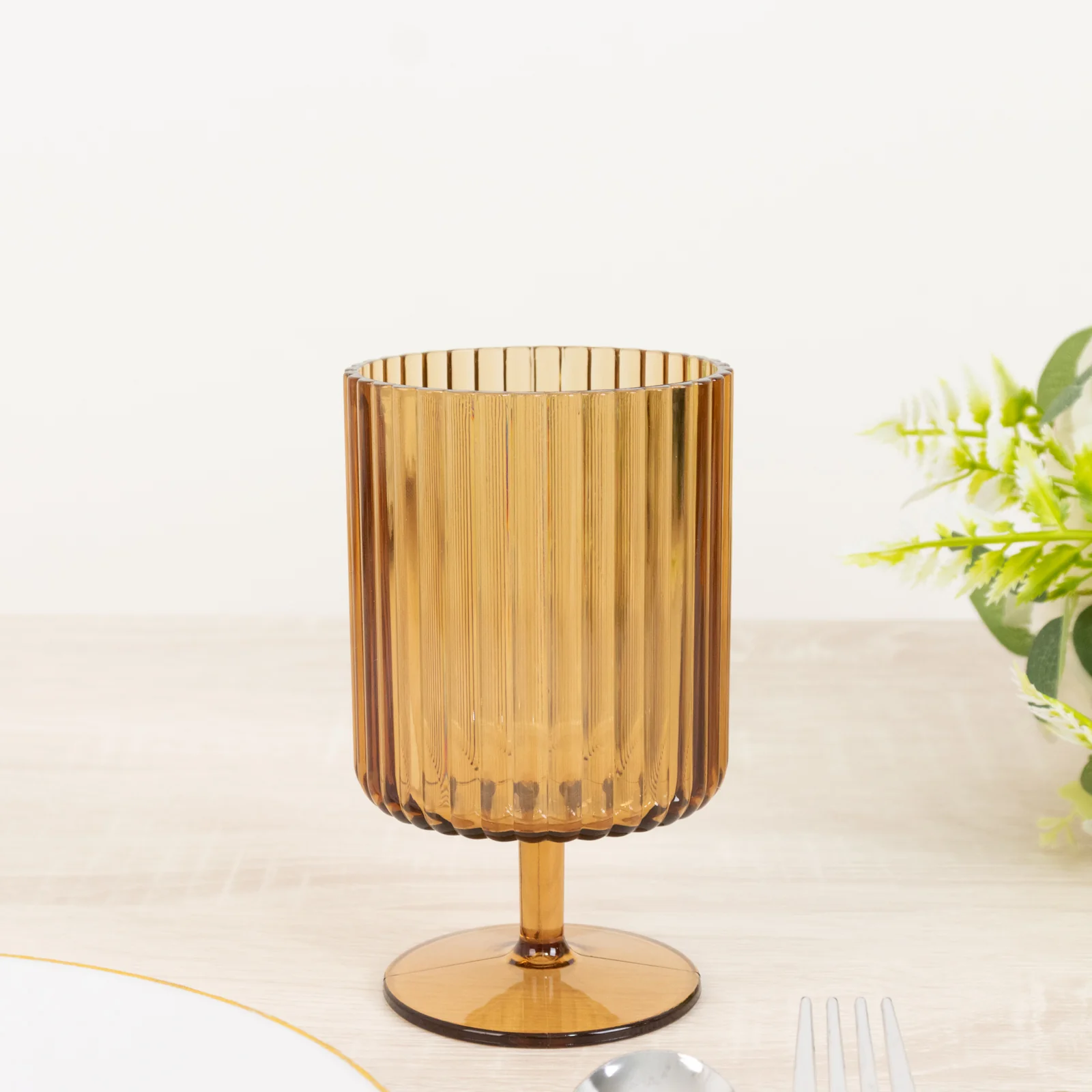 12-Pack Amber Gold Plastic Wine Glasses 12oz, Vintage Ribbed Pattern Short Stemmed - Reusable Shatterproof Goblets - Image 8