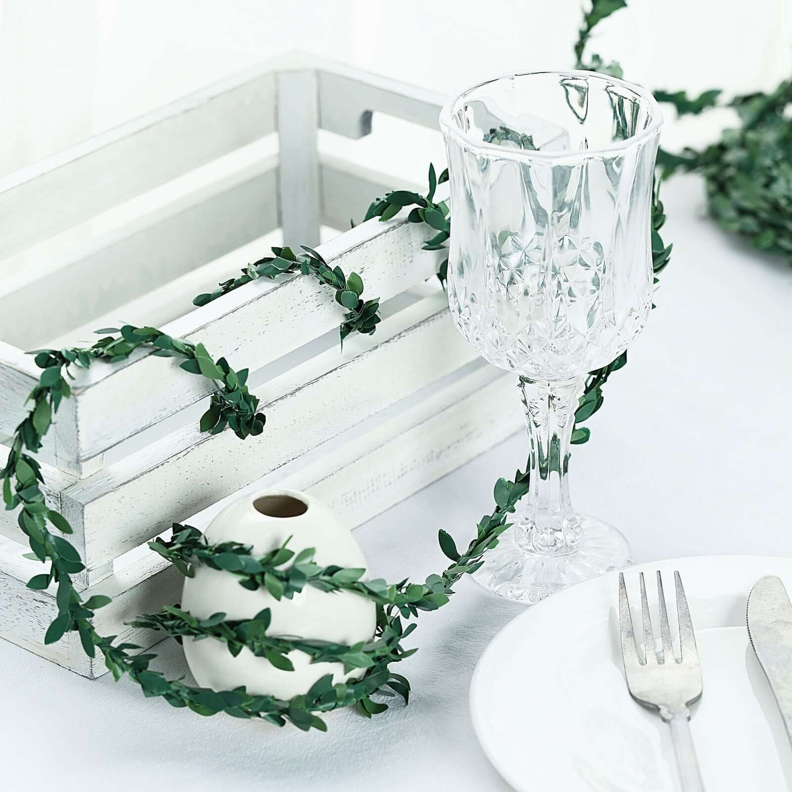 Mini Green Artificial Leaf Garland, Greenery With Flexible Vine 18ft