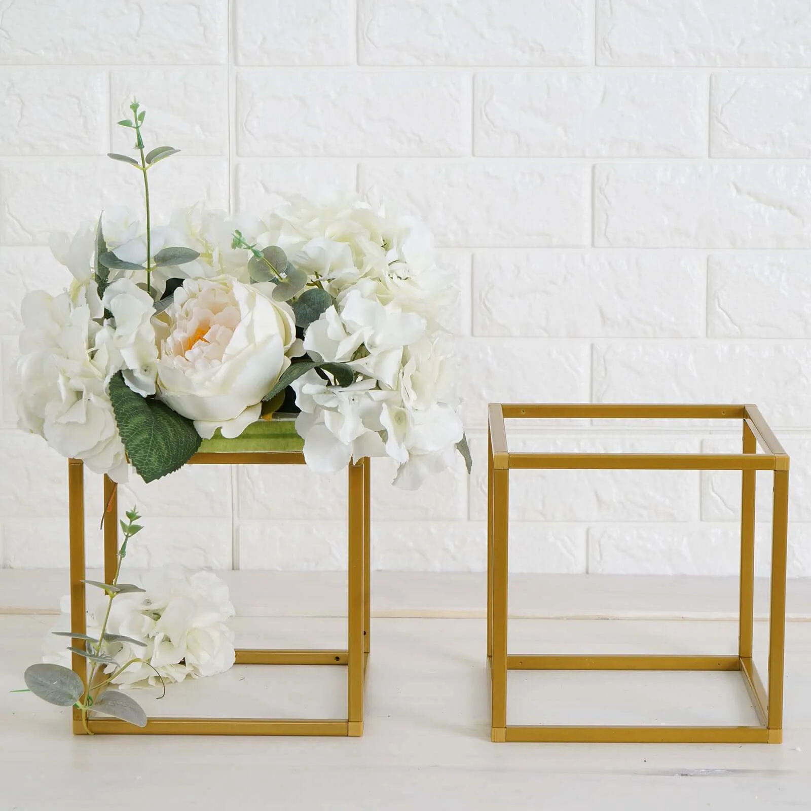 2-Pack Metal Flower Stands 8" Gold Square Frame Geometric Wedding Centerpieces - Compact Design - Image 6