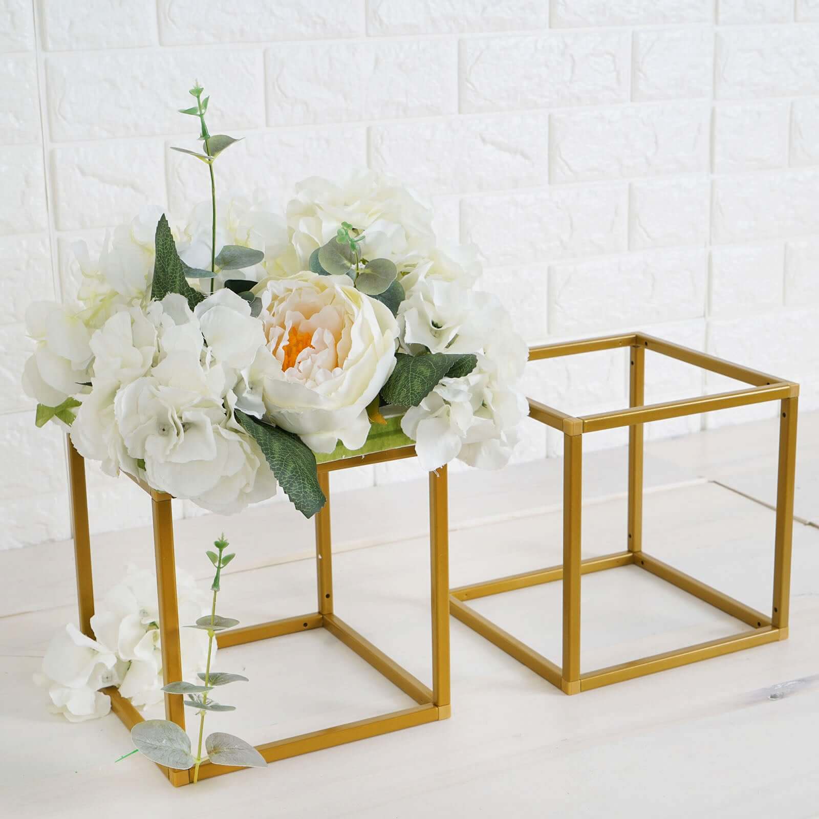 2-Pack Metal Flower Stands 8" Gold Square Frame Geometric Wedding Centerpieces - Compact Design - Image 7