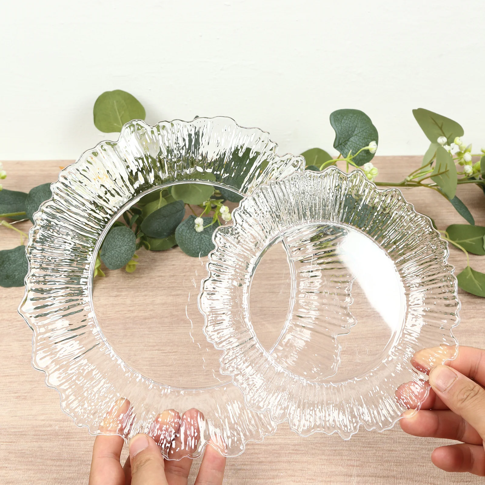 20-Pack Clear Reef Design Plastic Plates – 10" Dinner Party Plates – Elegant Disposable Tableware - Image 6