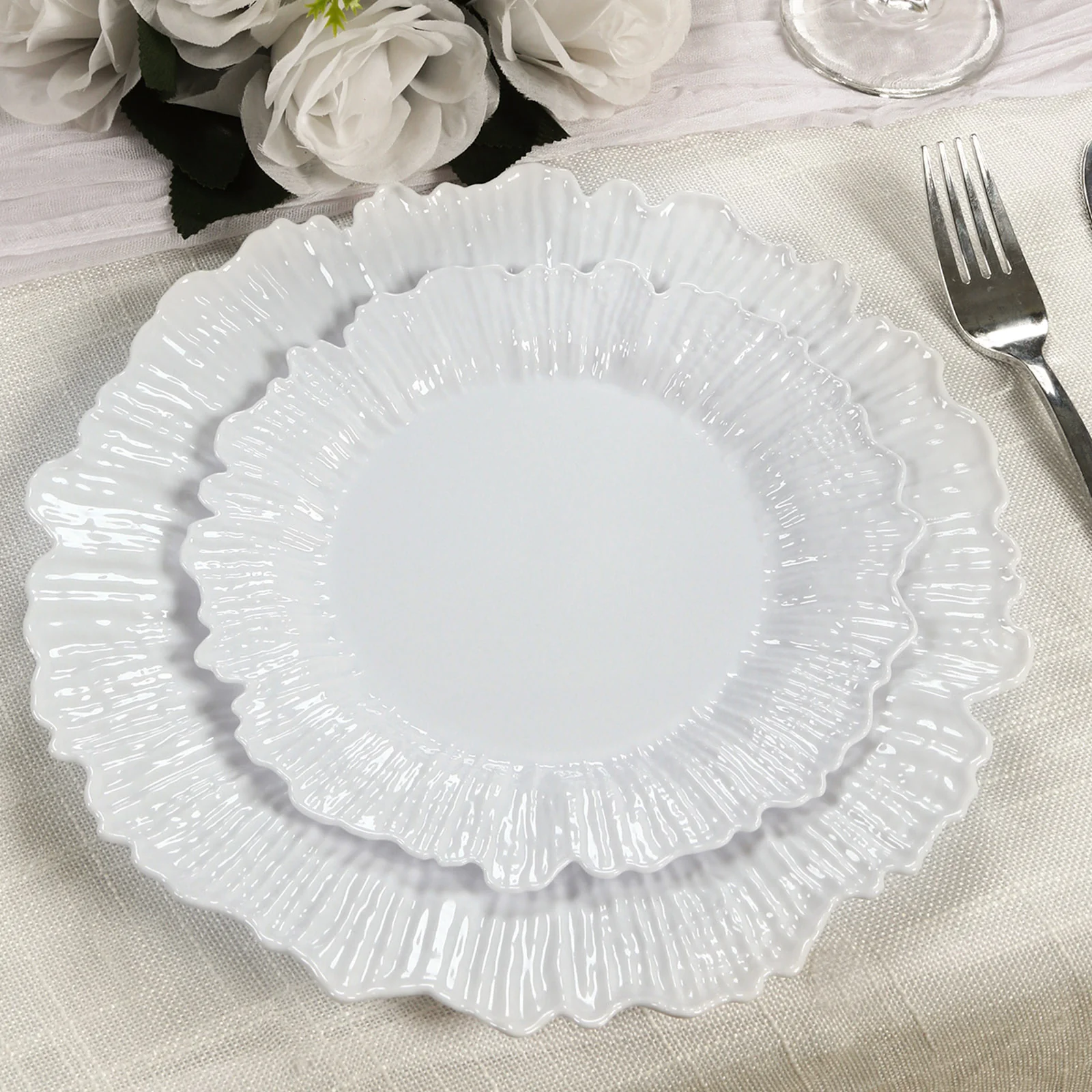 20-Pack White Reef Design Plastic Plates – 7" Dessert & Appetizer Party Plates – Elegant Disposable Tableware - Image 7