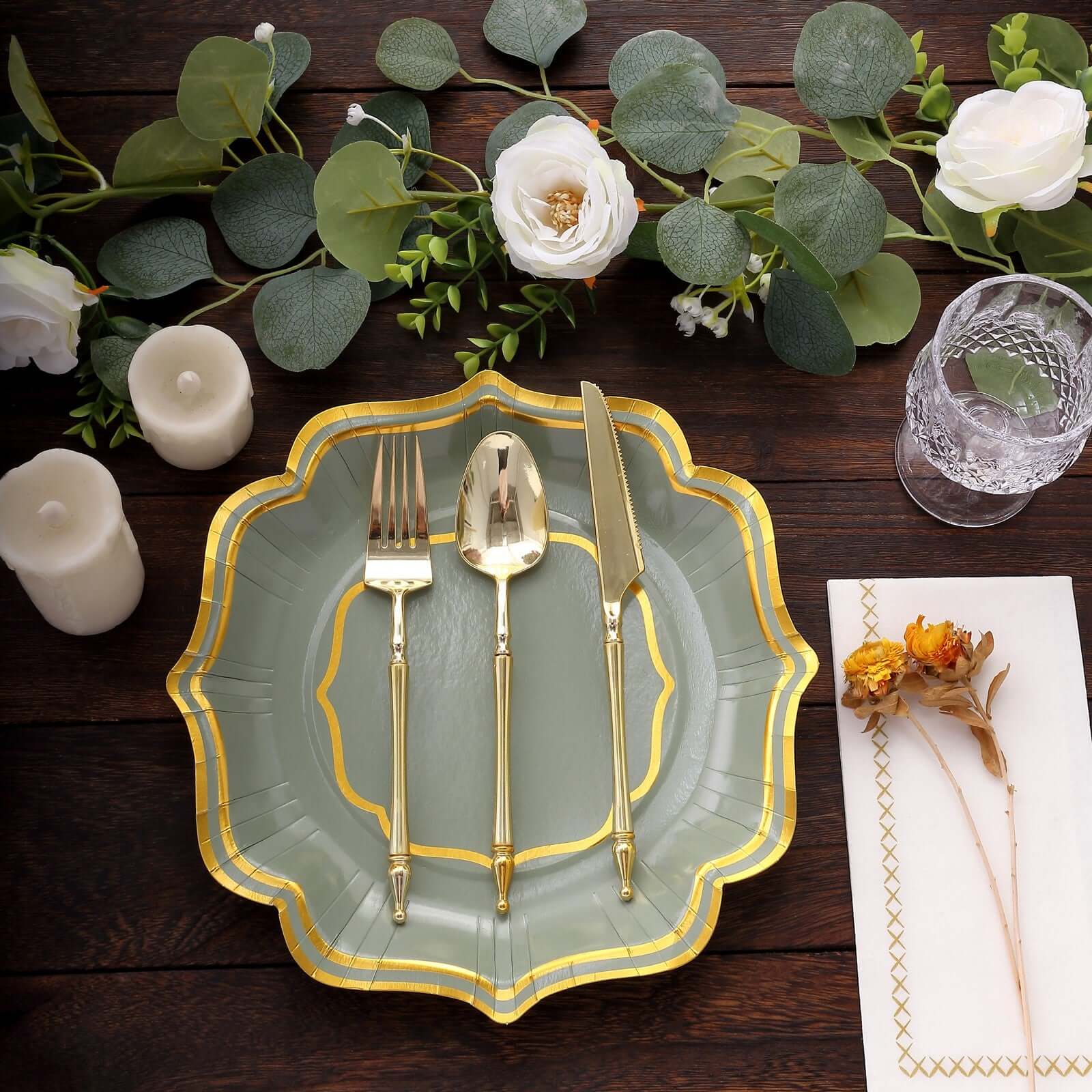 25-Pack Paper Dinner Plates 10" Sage Green with Gold Scallop Rim - 300GSM Disposable Party Plates - Image 7