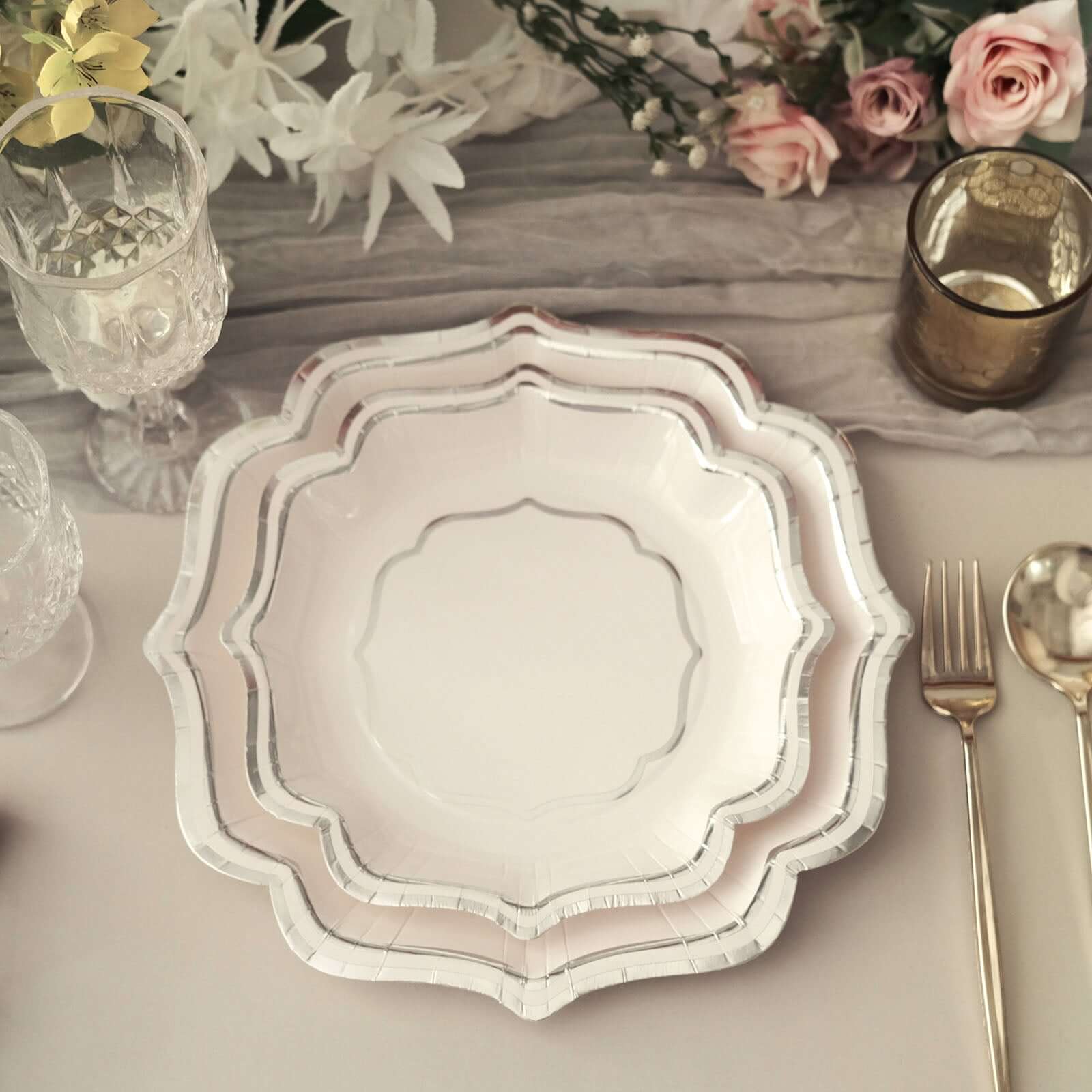 25-Pack Paper Dinner Plates 10" White with Silver Scallop Rim - 300GSM Disposable Party Plates - Image 7