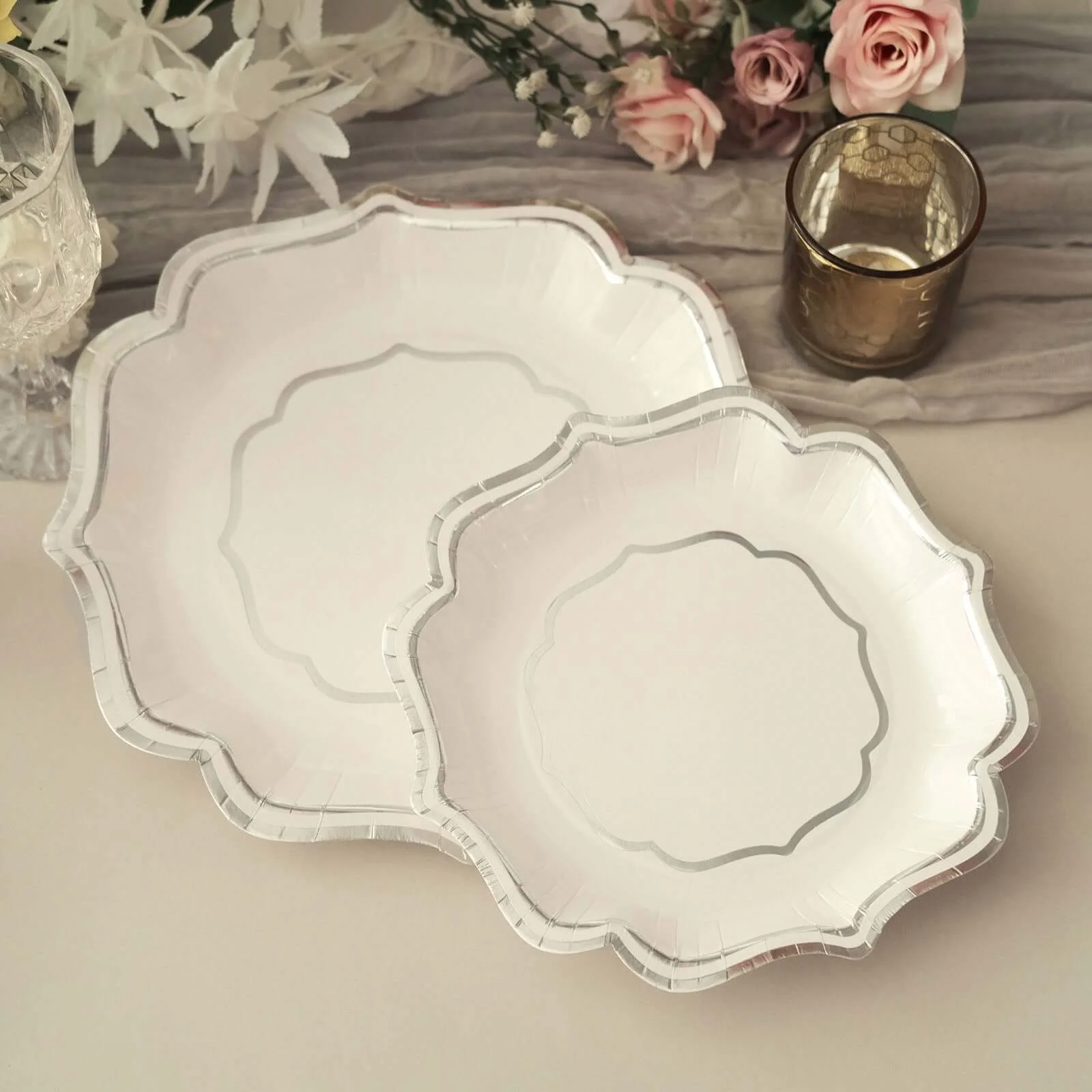 25-Pack Paper Dinner Plates 10" White with Silver Scallop Rim - 300GSM Disposable Party Plates - Image 9