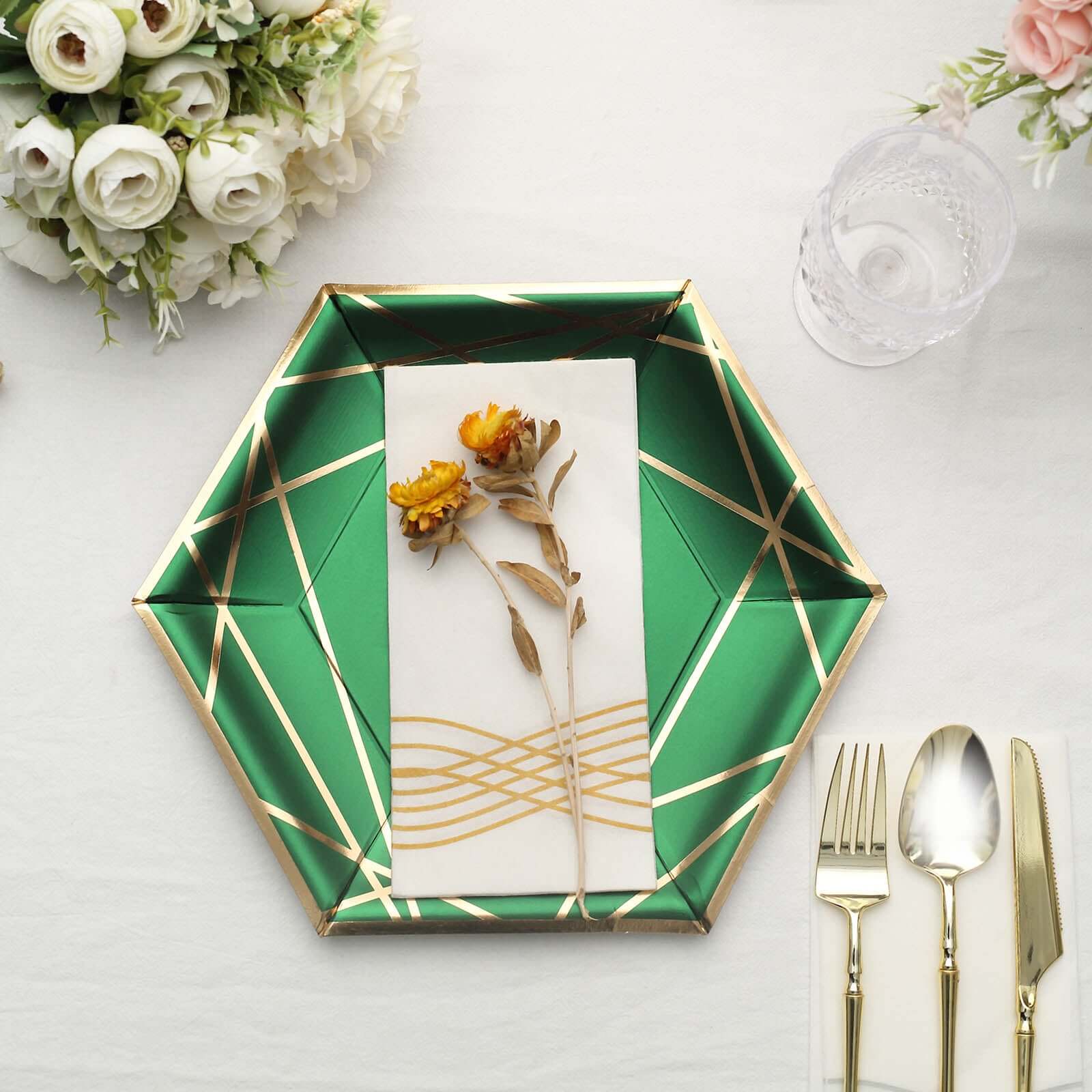 25-Pack Paper Hexagon Dinner Plates 9" Hunter Emerald Green with Gold Geometric Lines & Rim - 300GSM Disposable Geometric Party Plates - Image 10