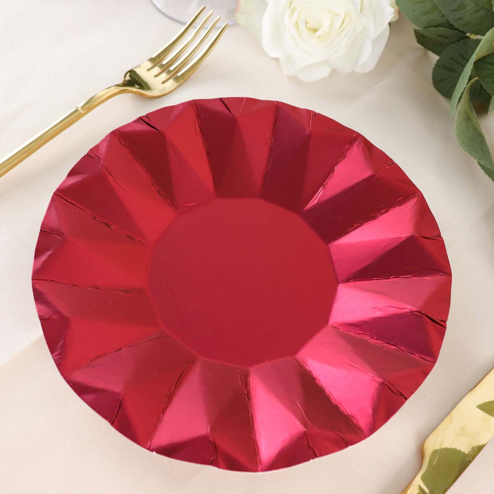 25-Pack Paper Round Dessert Plates 7" Burgundy with Geometric Prism Rim - 400GSM Disposable Appetizer Salad Plates - Image 8
