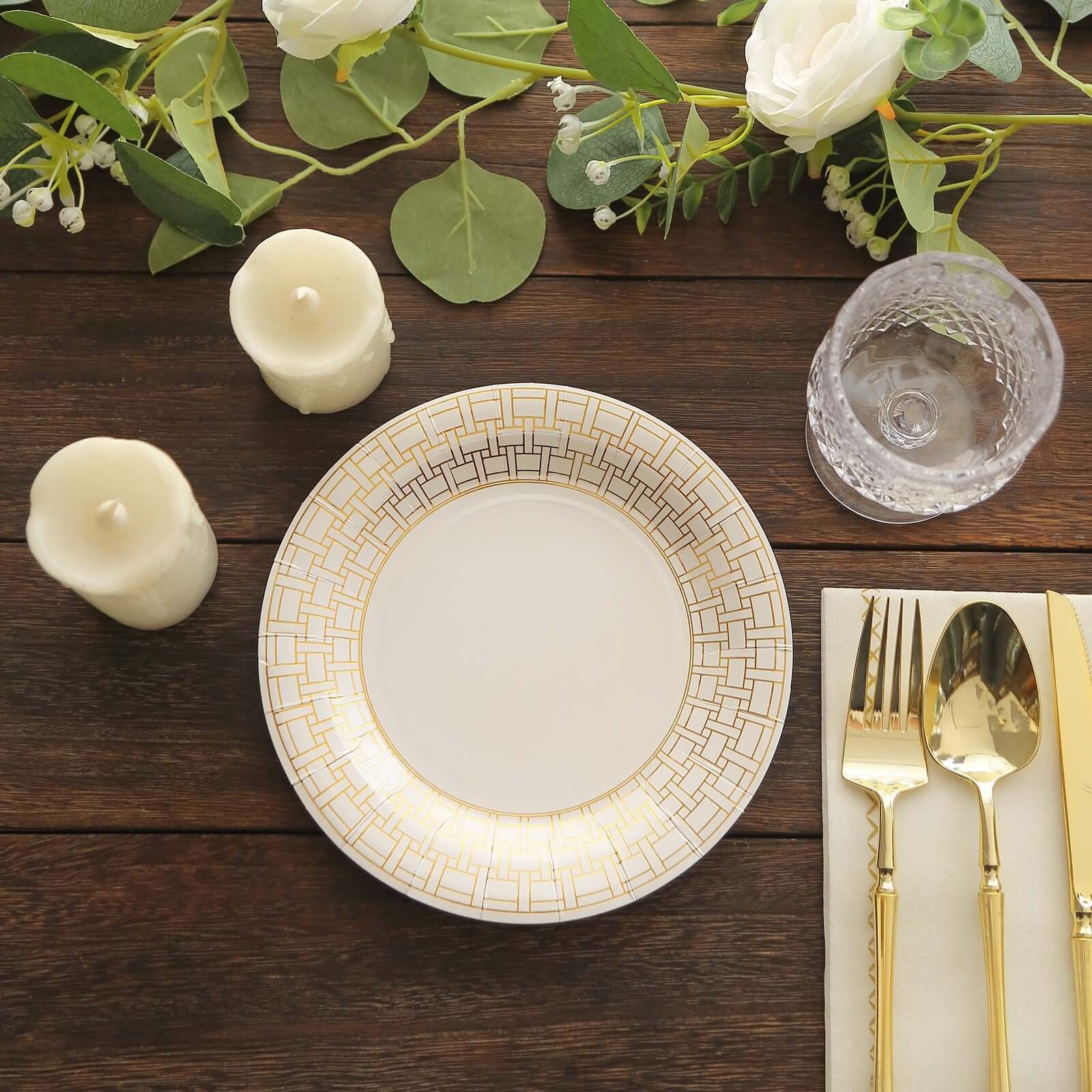25-Pack Paper Round Dessert Plates 7" White with Gold Basketweave Rim - Disposable Appetizer Salad Plates for Stylish Soirées & Festive Brunches - Image 4