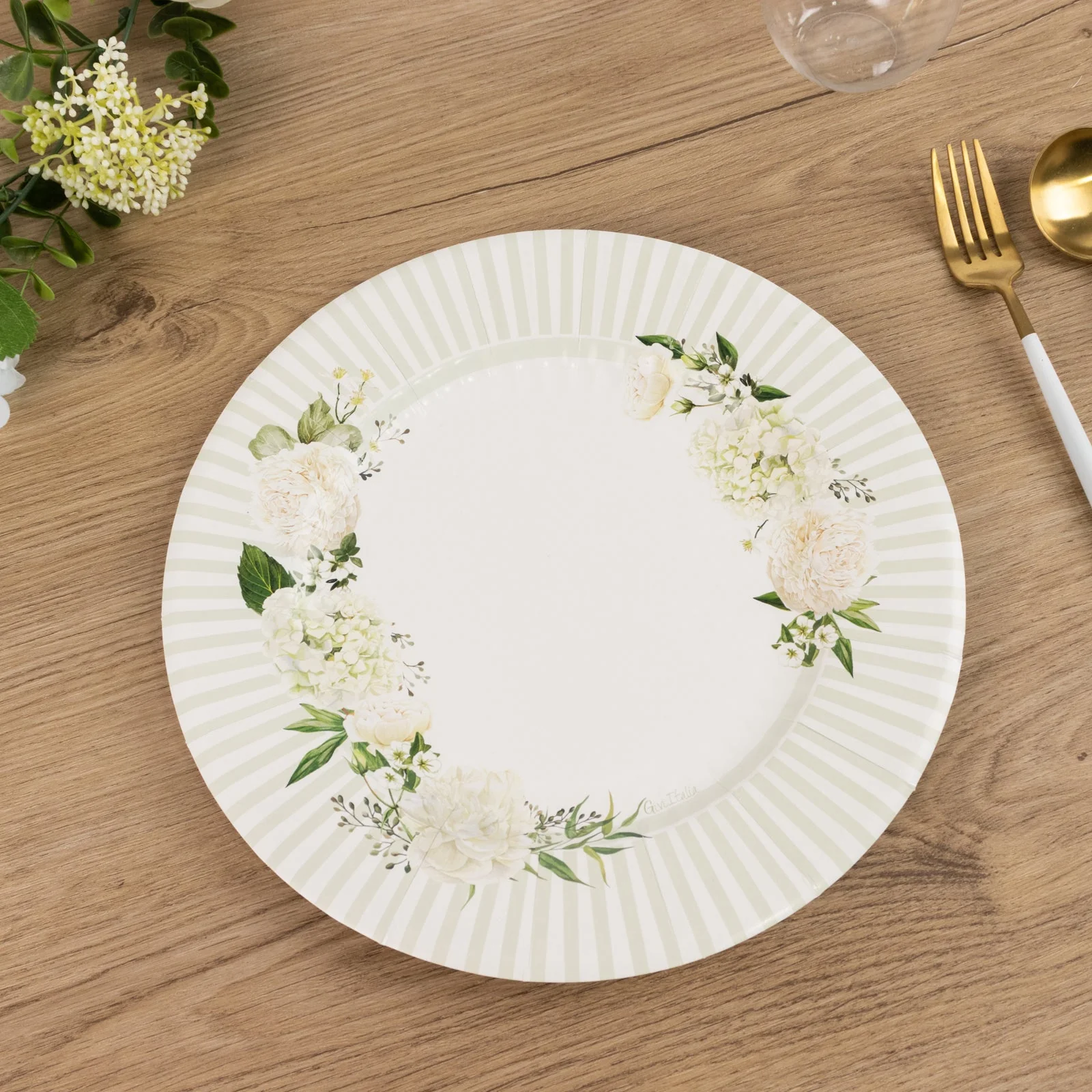 25-Pack Paper Round Dinner Plates 10" White - Image 9