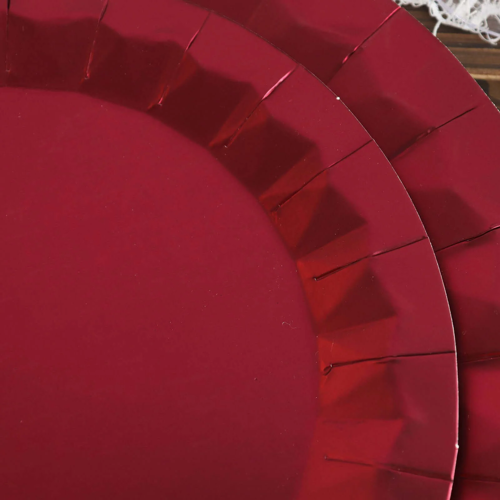 25-Pack Paper Round Dinner Plates 9" Burgundy with Geometric Prism Rim - 400GSM Disposable Party Plates - Image 14
