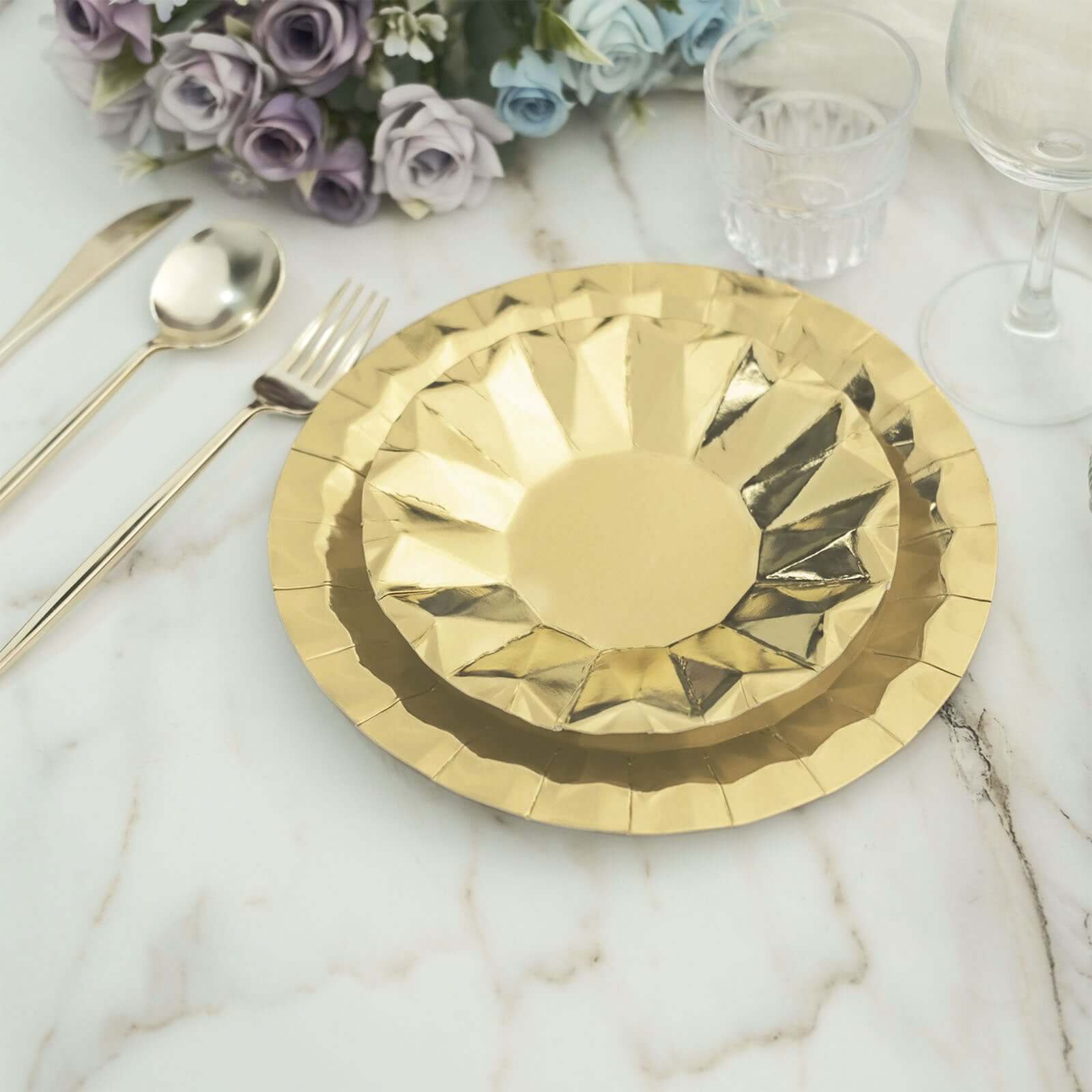 25-Pack Paper Round Dinner Plates 9" Metallic Gold with Geometric Prism Rim - 400GSM Disposable Party Plates for Cocktail Events & Receptions - Image 11