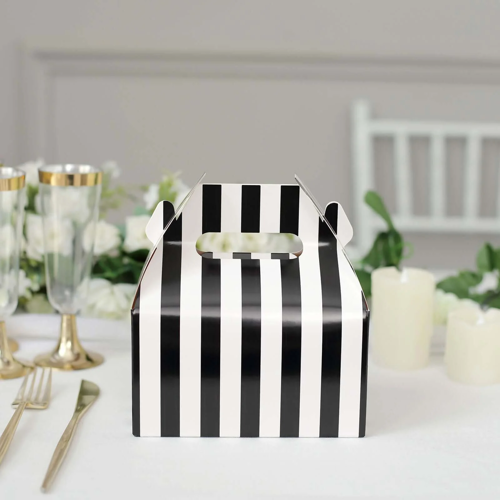 25 Pack White / Black Striped Party Favor Gift Tote Gable Box Bags, Candy Treat Boxes 6"x3.5"x7" - Image 6