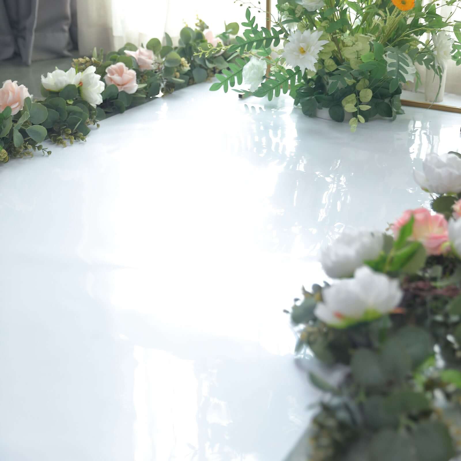 White Glossy Mirrored Wedding Aisle Runner, Non-Woven Red Carpet Runner - Prom, Hollywood, Glam Parties 3ftx65ft - Image 2