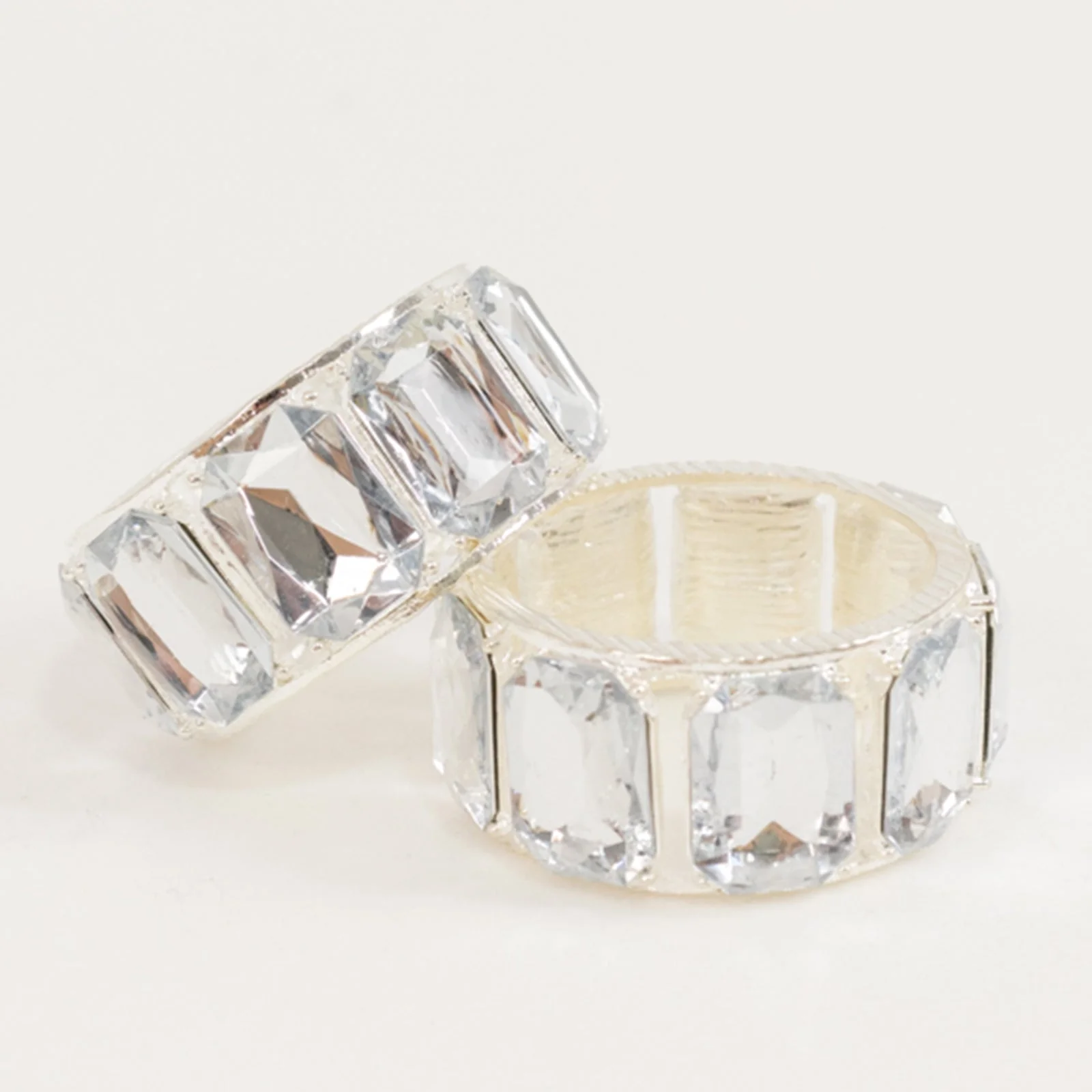 4 Pack Crystal Diamond Gem Napkin Rings, Elegant Decorative Napkin Holders for Table Settings - Image 8
