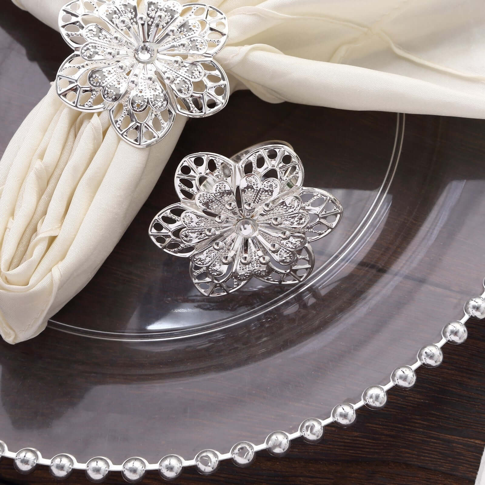 4 Pack Silver Metal Hollow Sun Flower Napkin Rings, Modern Flower Shaped Napkin Bands - Image 10