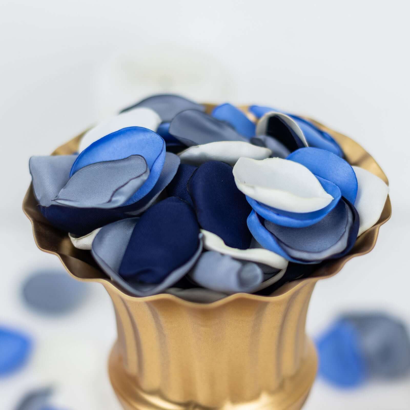 400-Pack Silk Rose Petals Confetti 2" Round Dusty Blue Mix Matte - Life-Like Flower Petals for Table Decor - Image 11