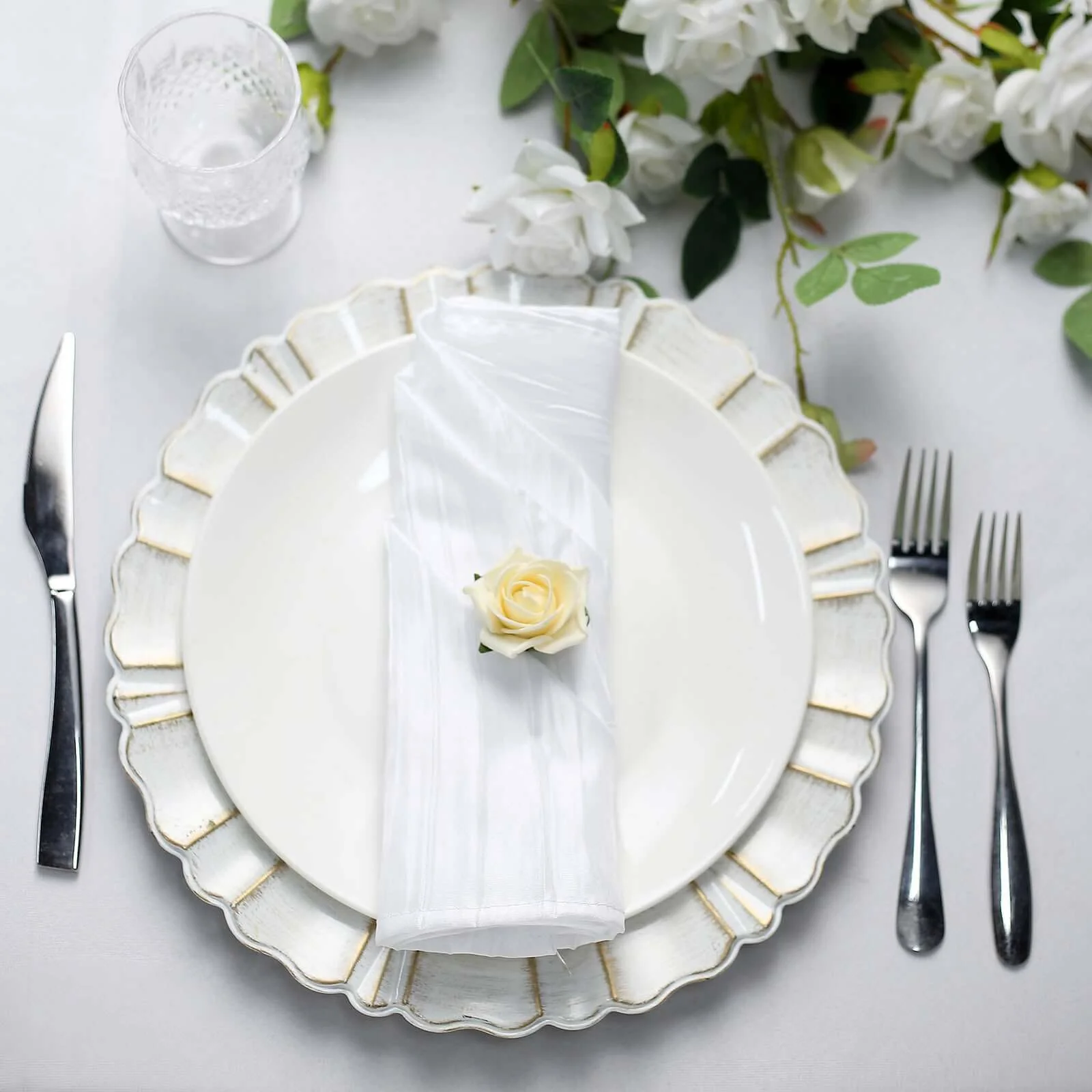 5 Pack Taffeta Napkins 20"x20" White Accordion Crinkle Style Cloth Napkins for Luxurious Events - Image 2