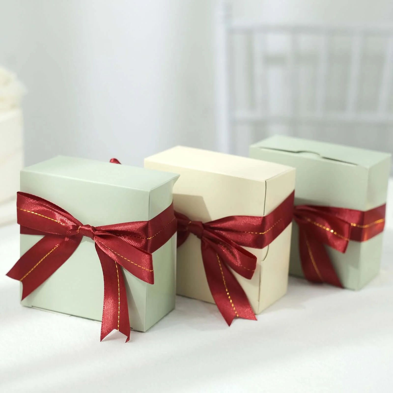 50 Pack Burgundy Pre Tied Satin Ribbon Bows With Gold Foil Lining For Gift Basket and Party Favors Decor 10" - Image 8