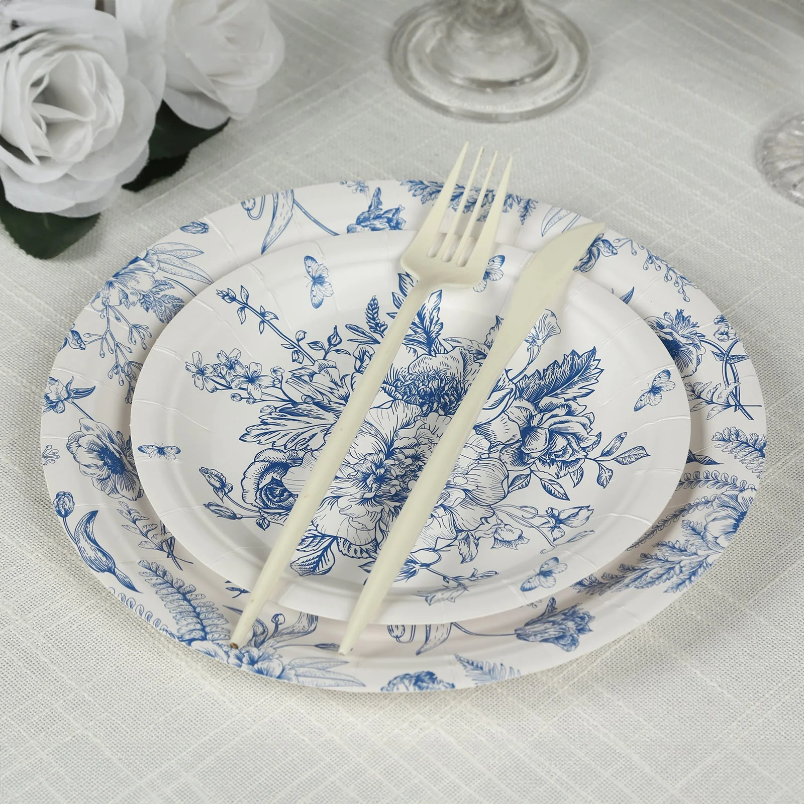 50-Pack Paper Round Dessert and Dinner Plates 7", 9" - Image 4