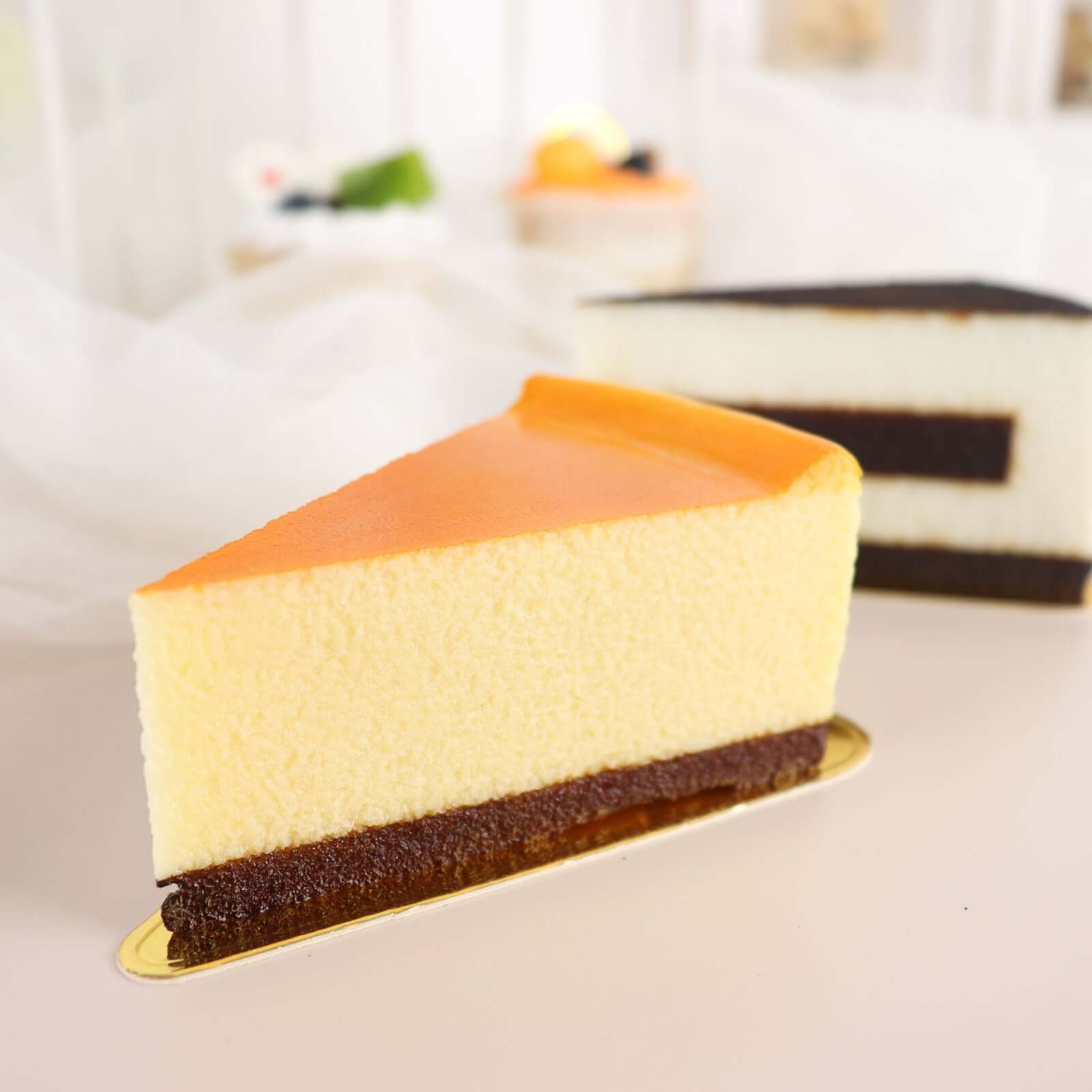 50-Pack Triangle Cake Boards 2.8"x 4.5" Gold Cardboard - Food Grade Mini Paper Trays Dessert Base for Pastries Cupcakes & Cake Slices - Image 10