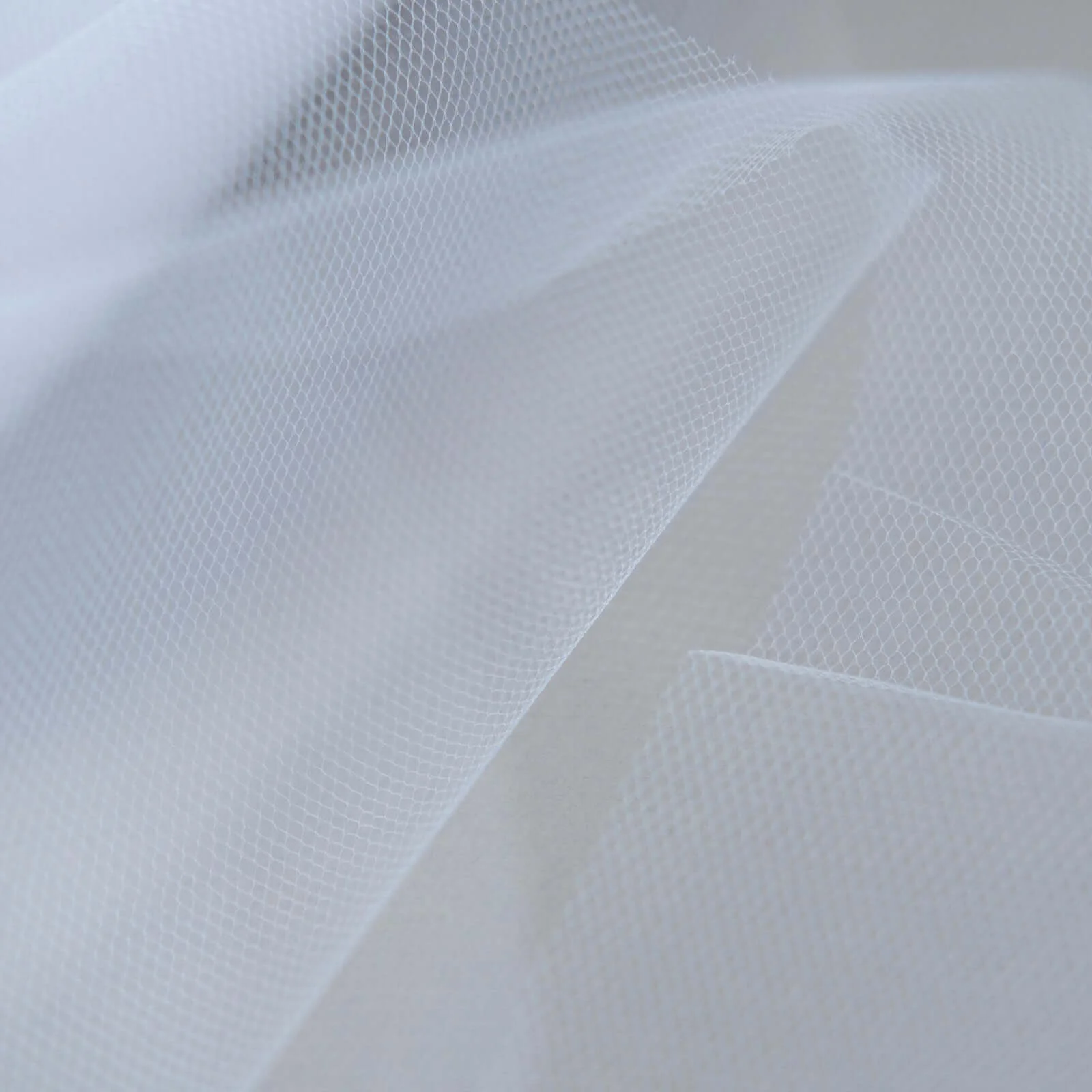 White Tulle Fabric Bolt, Sheer Fabric Spool Roll For Crafts 6"x100 Yards - Image 5