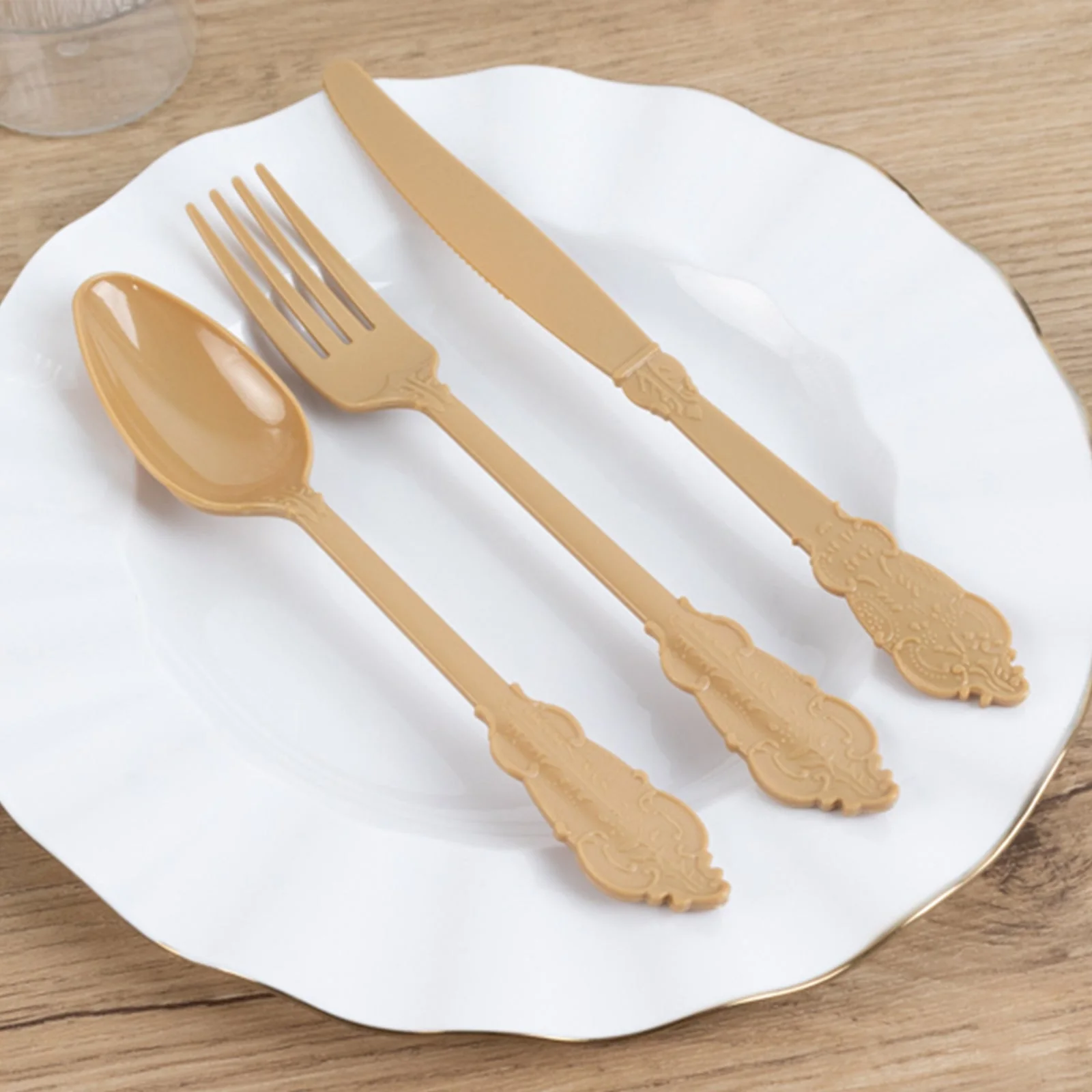 72 Pcs Plastic Silverware Set Matte Gold in Baroque Style - Heavy Duty Disposable Knife, Fork, and Spoon Set - Image 10