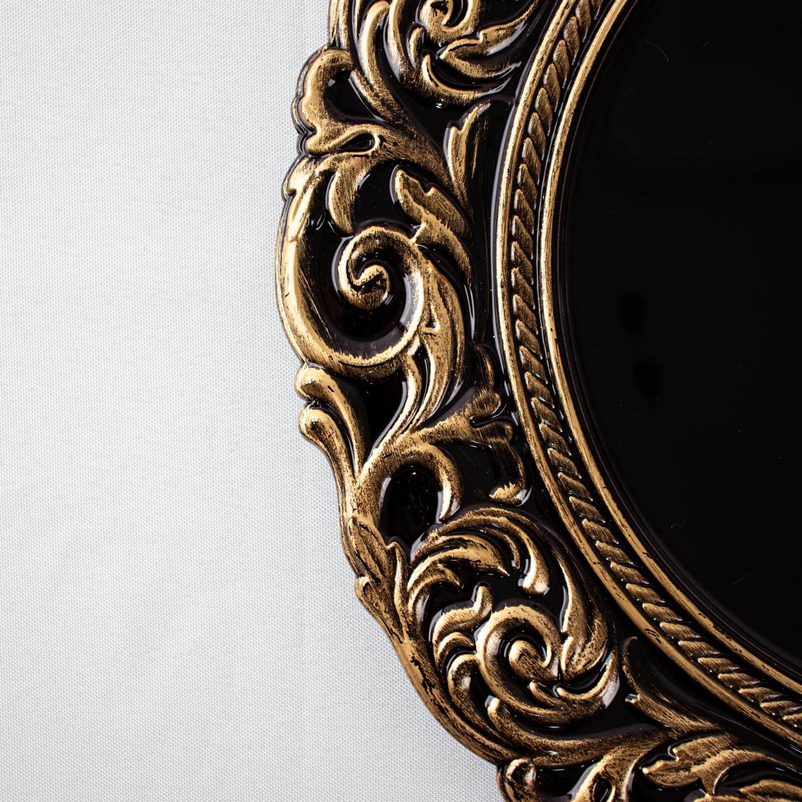 6-Pack Acrylic Charger Plates 14" Round Black Gold with Engraved Baroque Rim - Vintage Disposable Decorative Chargers - Image 8