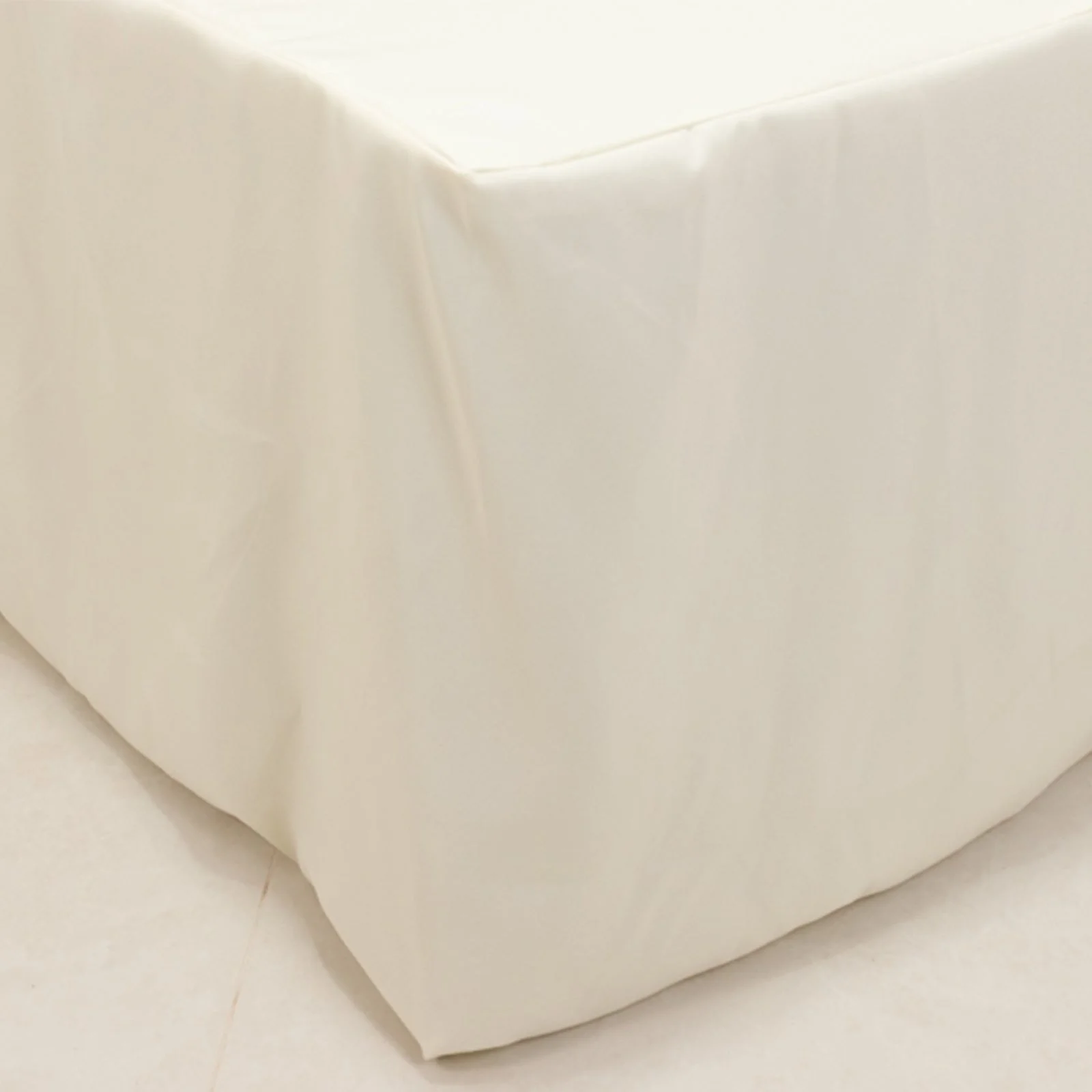 Fire Retardant Premium Polyester Rectangular Tablecloth 6ft Ivory - Wrinkle-Resistant Safety Certified Fitted Table Cover - Image 6