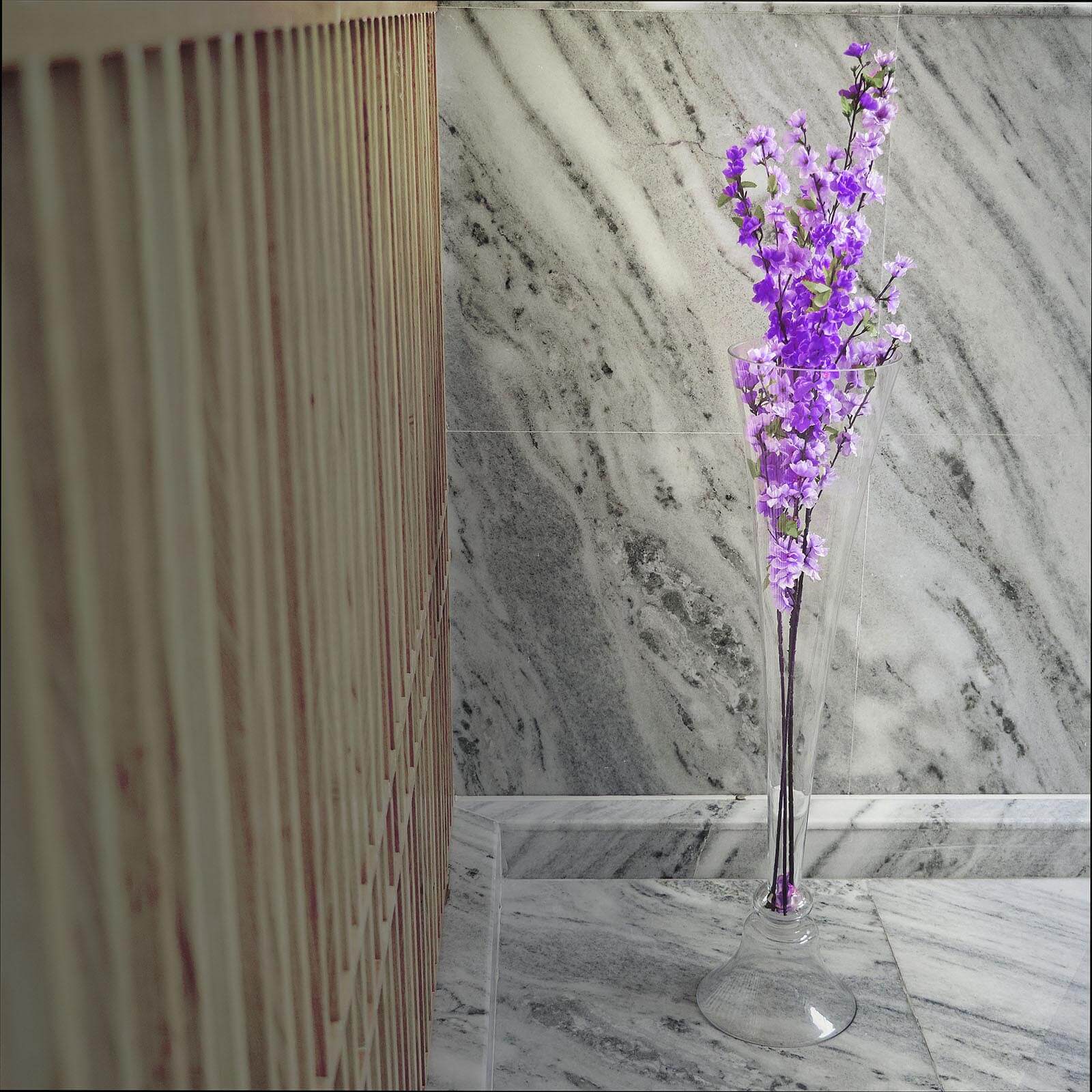 Glass Trumpet Floor Vase Reversible Clarinet Style 40" Clear - Sophisticated Floral Wedding Centerpiece - Image 8
