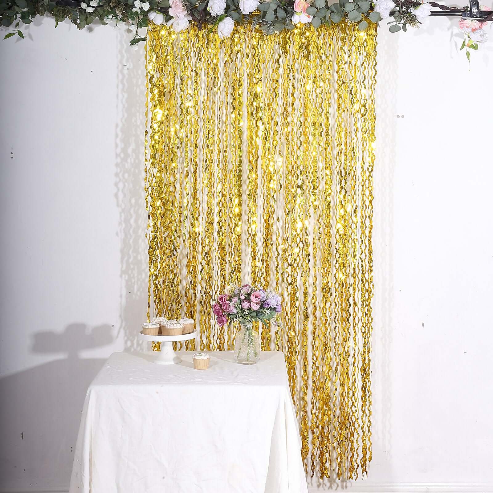 Metallic Gold Wavy Tinsel Streamer Party Backdrop, Curly Foil Fringe Photo Booth Curtain 3ftx6ft - Image 6