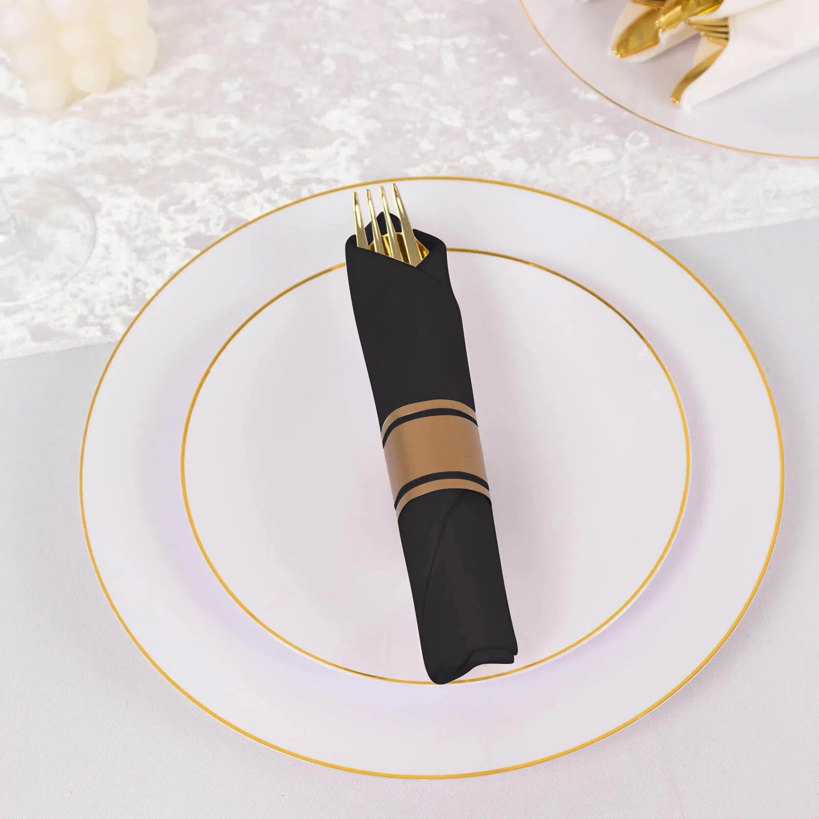 Set of 24 Plastic Silverware with Pre-Rolled Black Paper Napkins Gold - Disposable Wrapped Cutlery Set - Image 6
