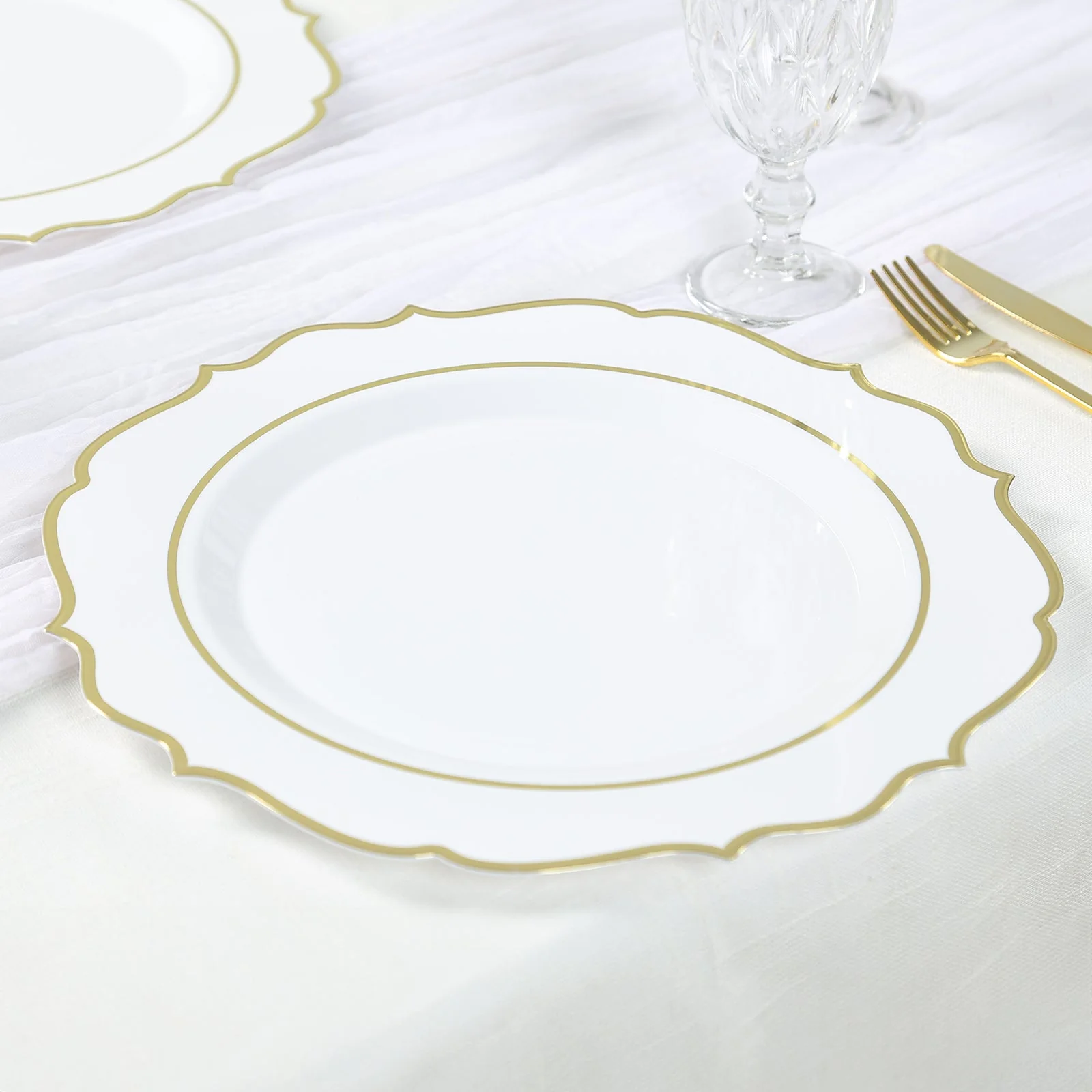 10-Pack Economy Plastic Charger Plates 13" Round White with Gold Scalloped Rim - Decorative Dinner Party Serving Plates - Image 5