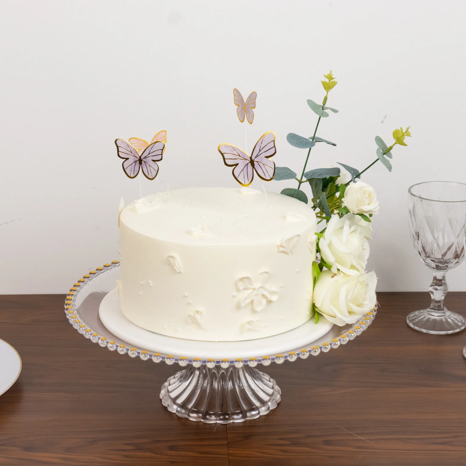 2-Pack Plastic Pedestal Cake Stands – Clear 13" Round Dessert Display Trays with Gold Beaded Rim - Image 8