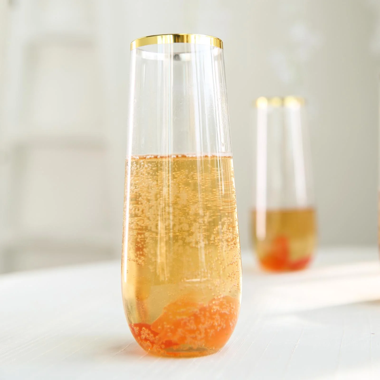 12 Pack Plastic Champagne Flutes in Clear with Gold Rim, Reusable Lightweight 9oz Champagne Glasses - Image 4