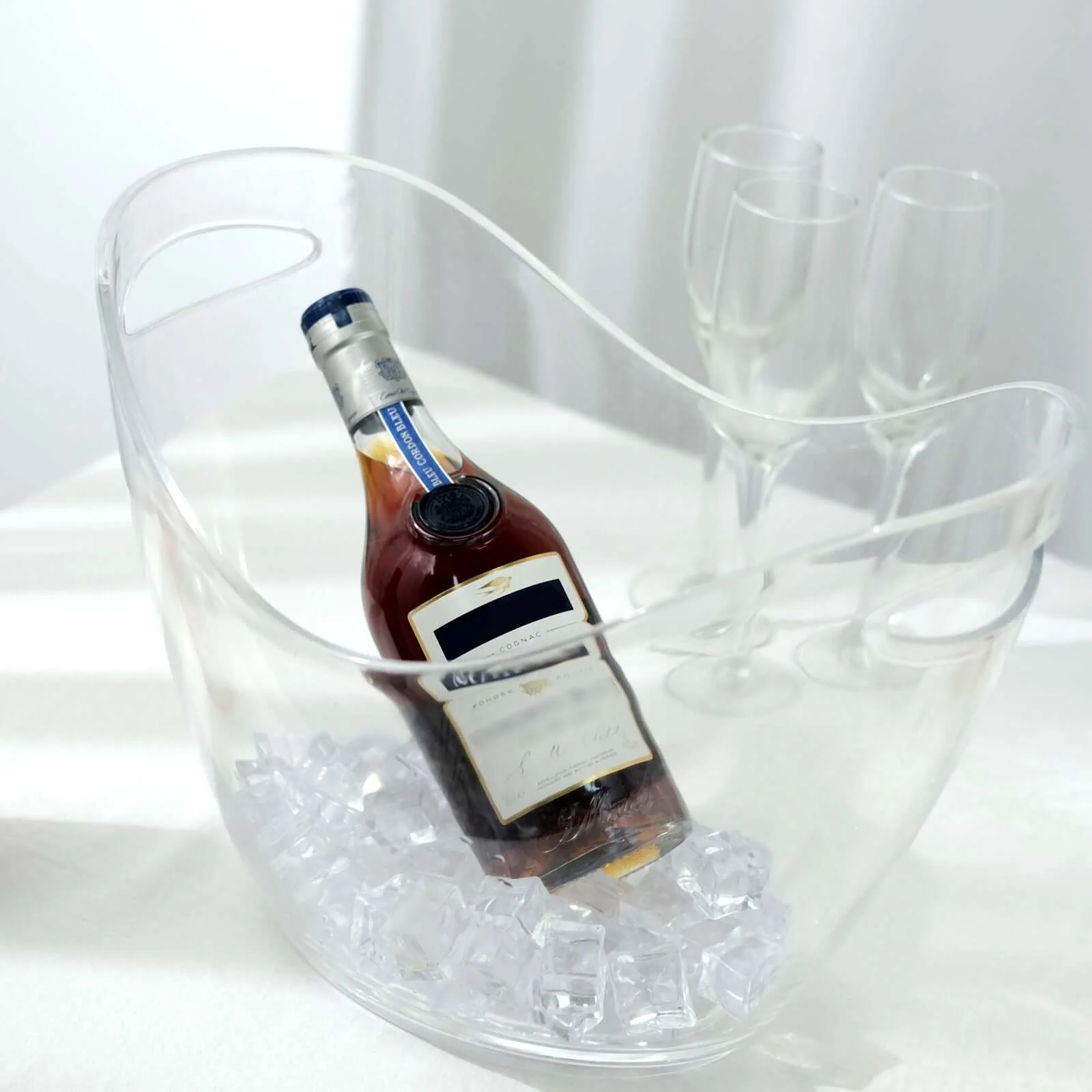 Plastic Ice and Drinks Bucket 7 Liter Clear Curved Boat Shape - Image 6