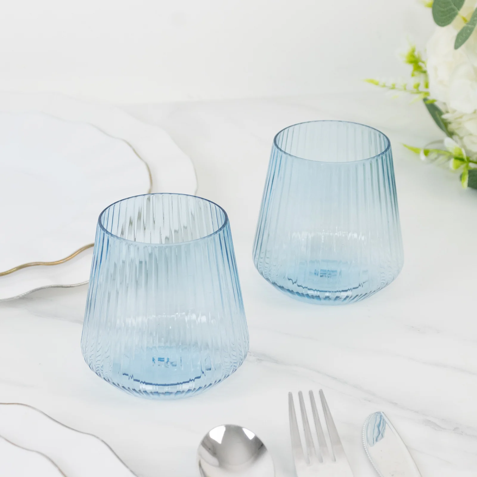 12-Pack Plastic Stemless Wine Glasses – 12oz Transparent Dusty Blue Ribbed Design, Reusable Shatterproof Cocktail Tumblers