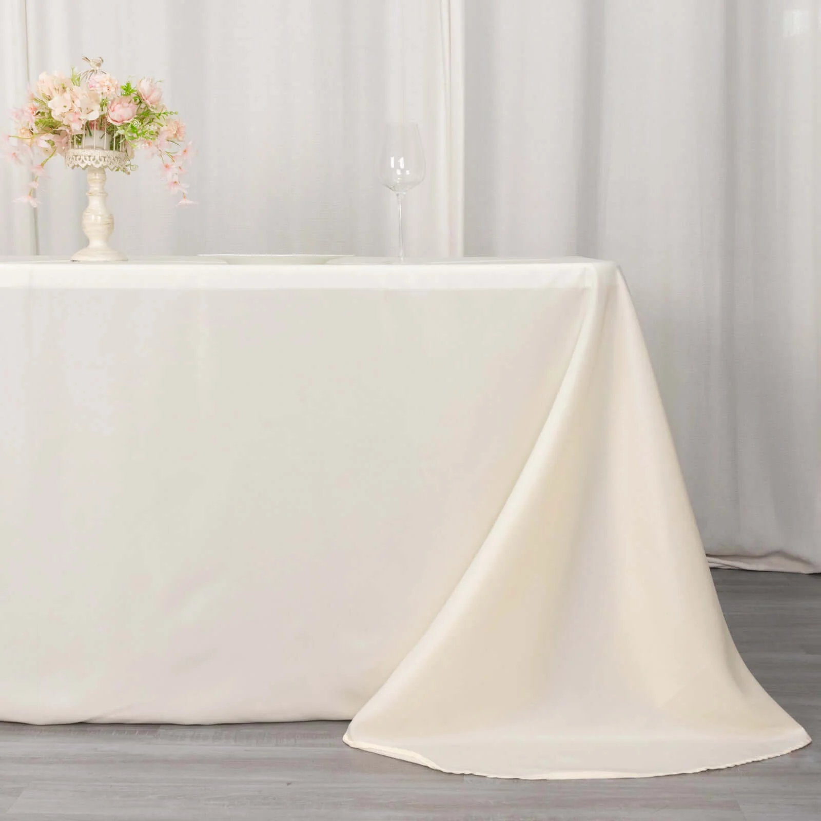 Polyester Rectangle Tablecloth 90"x132" Ivory with Rounded Corners - Seamless Finish
