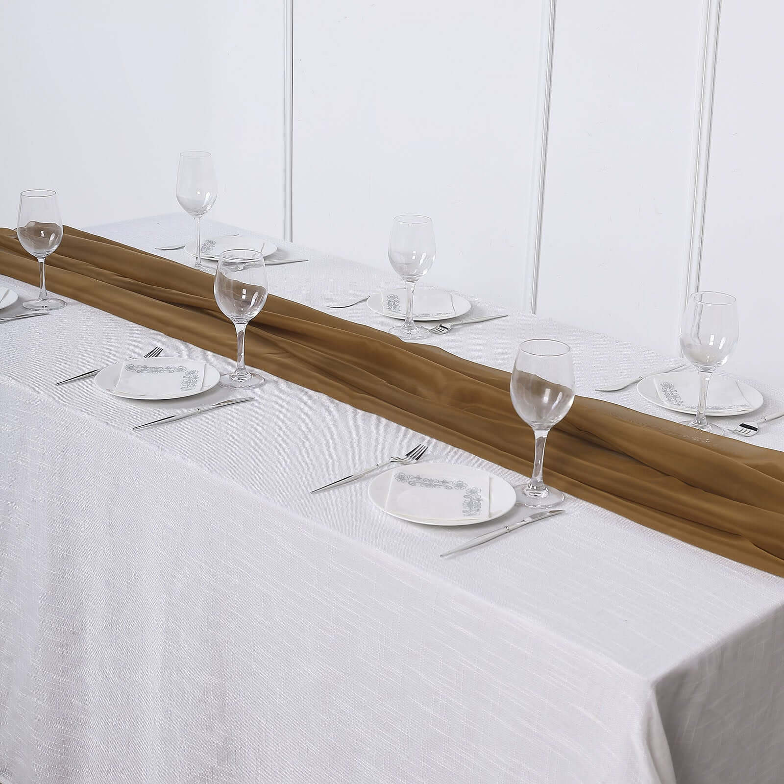 Chiffon Table Runner 6ft Gold - Stylish & Lightweight Event Table Decor - Image 3