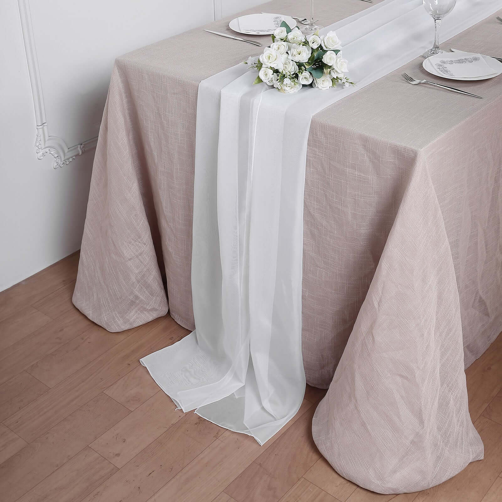 Chiffon Table Runner 6ft White - Stylish & Lightweight Event Table Decor - Image 6