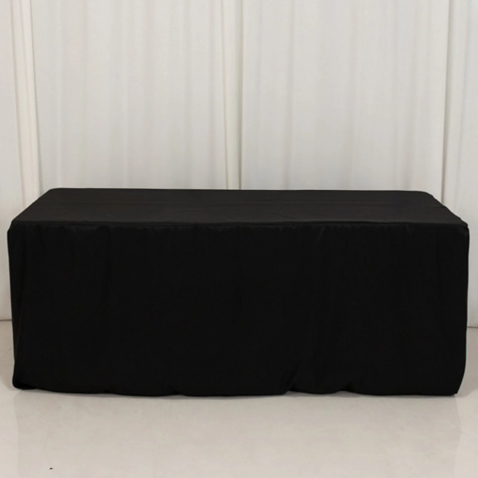 Premium Polyester Rectangle Tablecloth 6ft Black - Durable Fitted 220GSM Table Cover