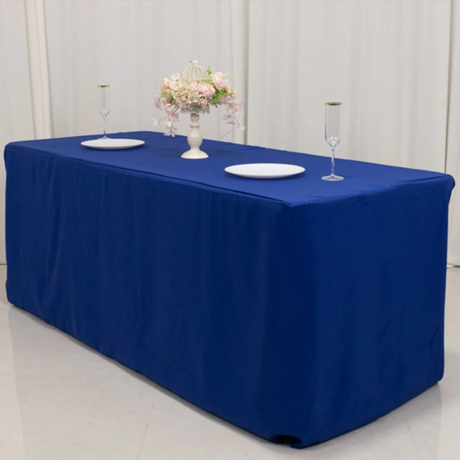 Premium Polyester Rectangle Tablecloth 6ft Royal Blue - Durable Fitted 220GSM Table Cover - Image 4