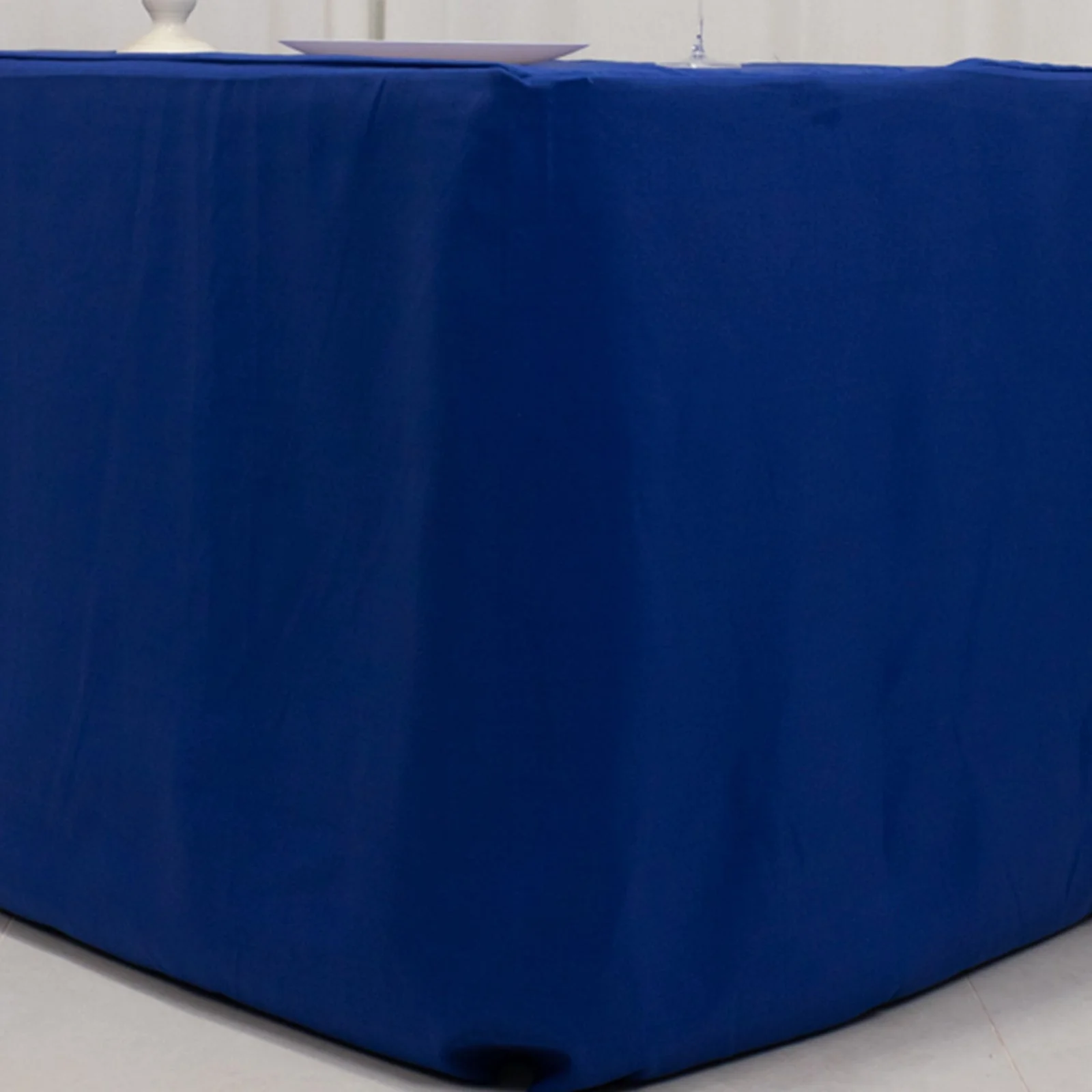 Premium Polyester Rectangle Tablecloth 6ft Royal Blue - Durable Fitted 220GSM Table Cover - Image 5